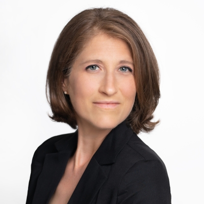 headshot of Heather Domin