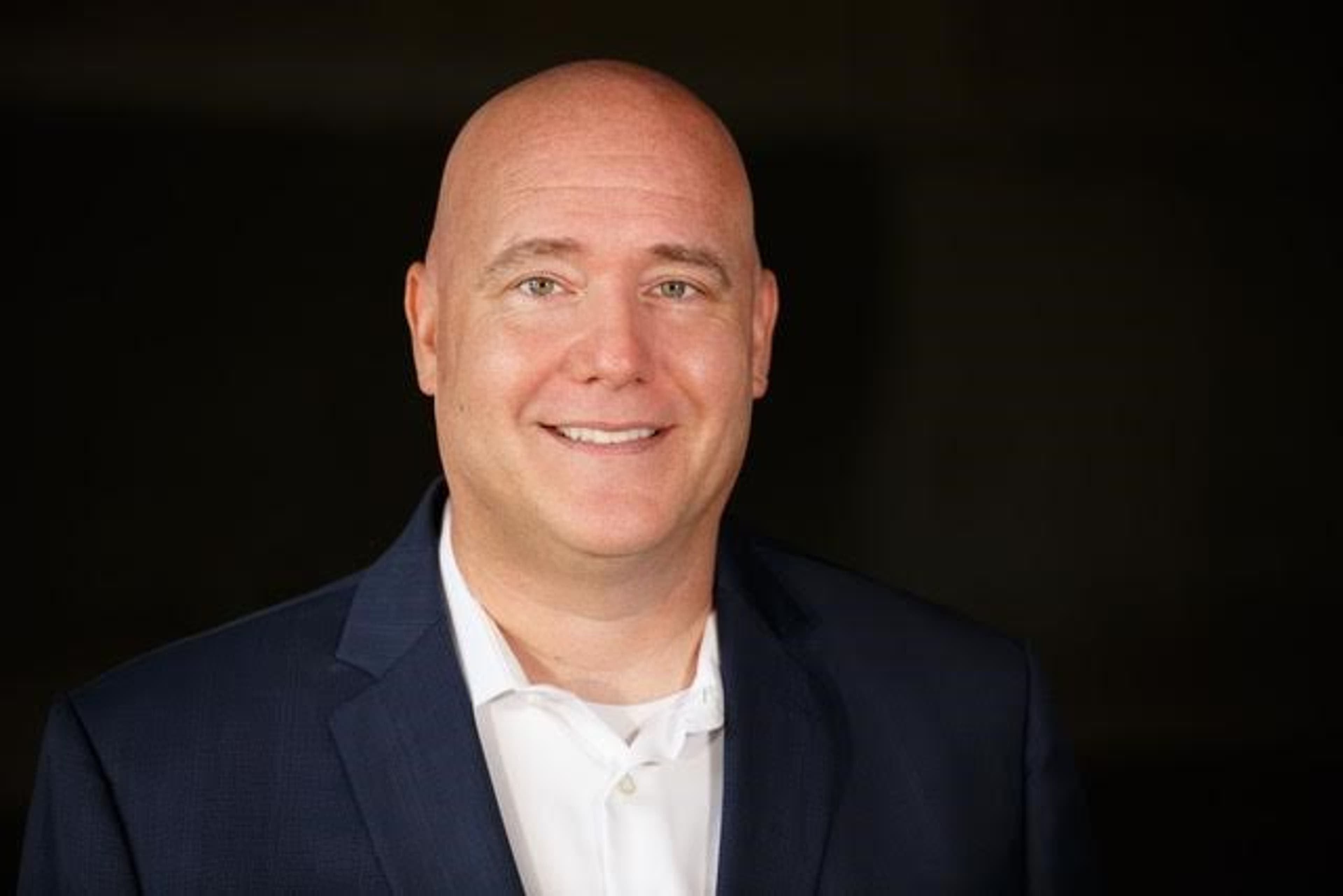 headshot of Christopher Pahl