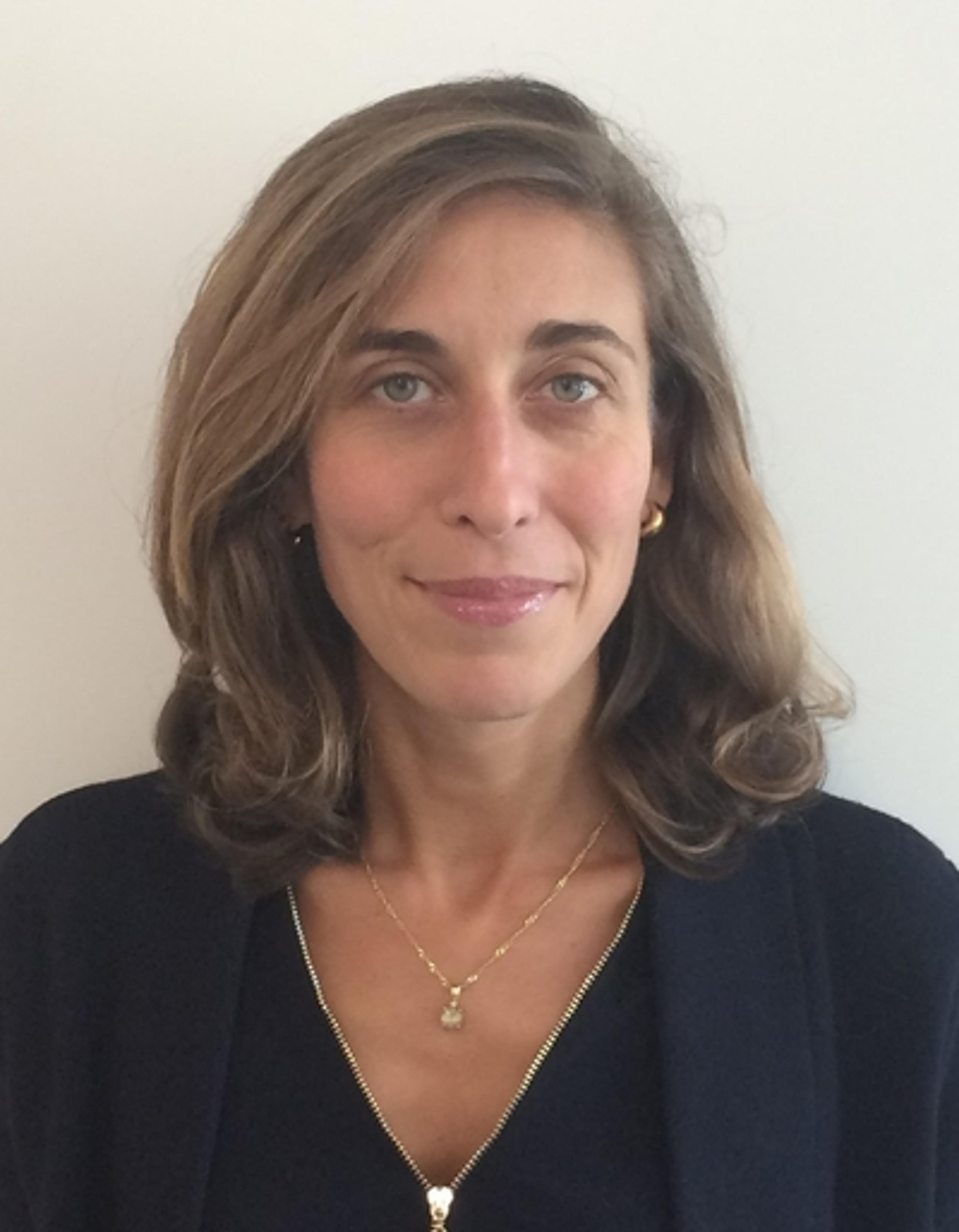 headshot of Cecilia Álvarez