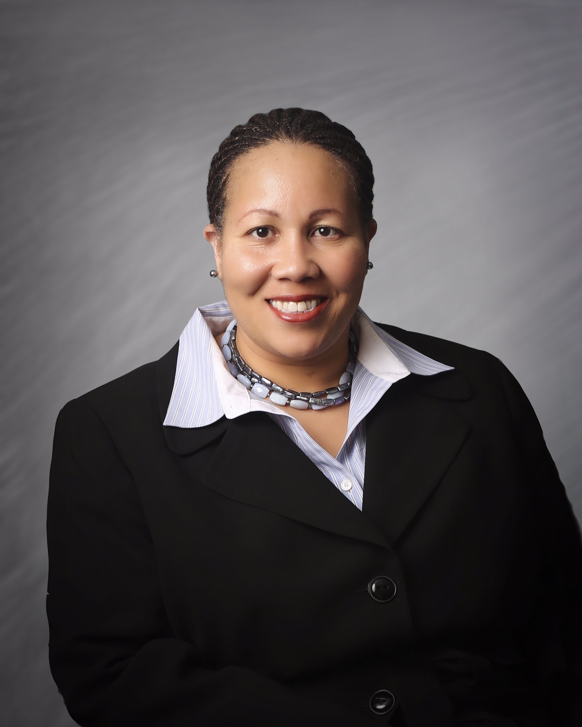 headshot of Faith Knight Myers