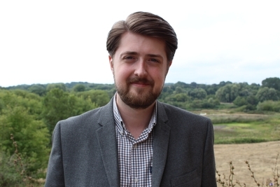 headshot of Henry Davies