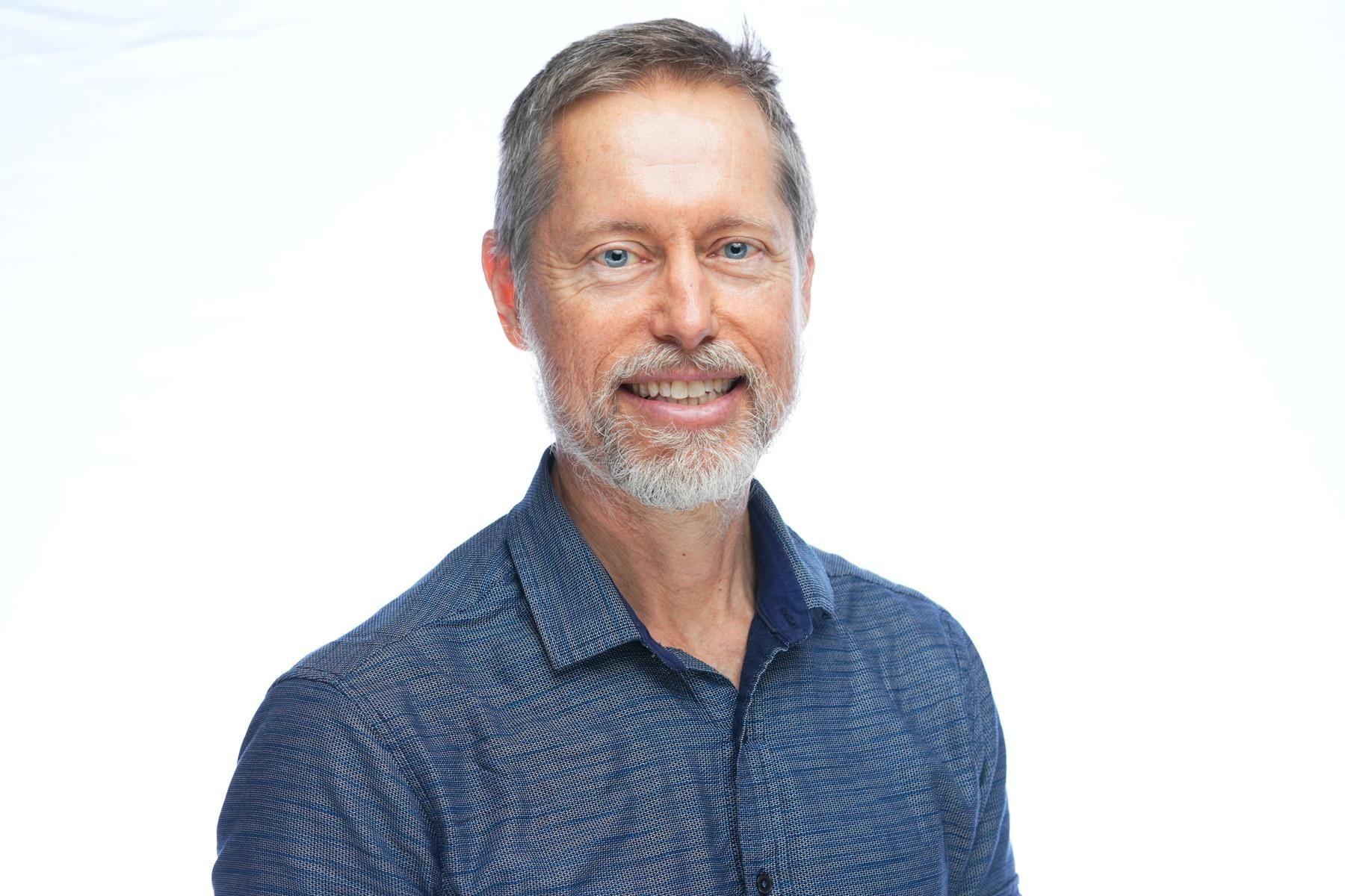 headshot of Timothy William Sesler