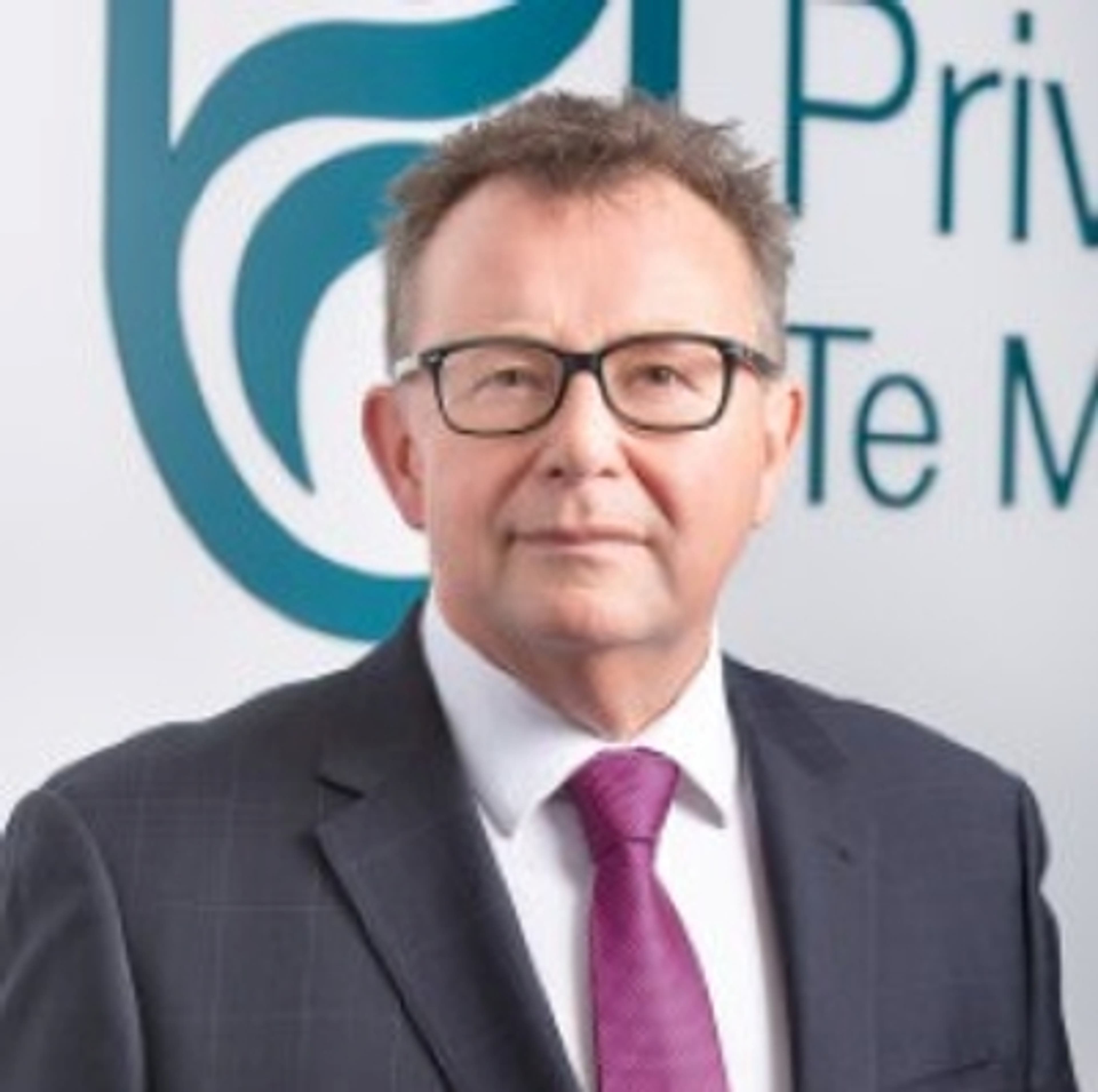 headshot of Michael Webster