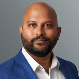 headshot of Tim de Sousa