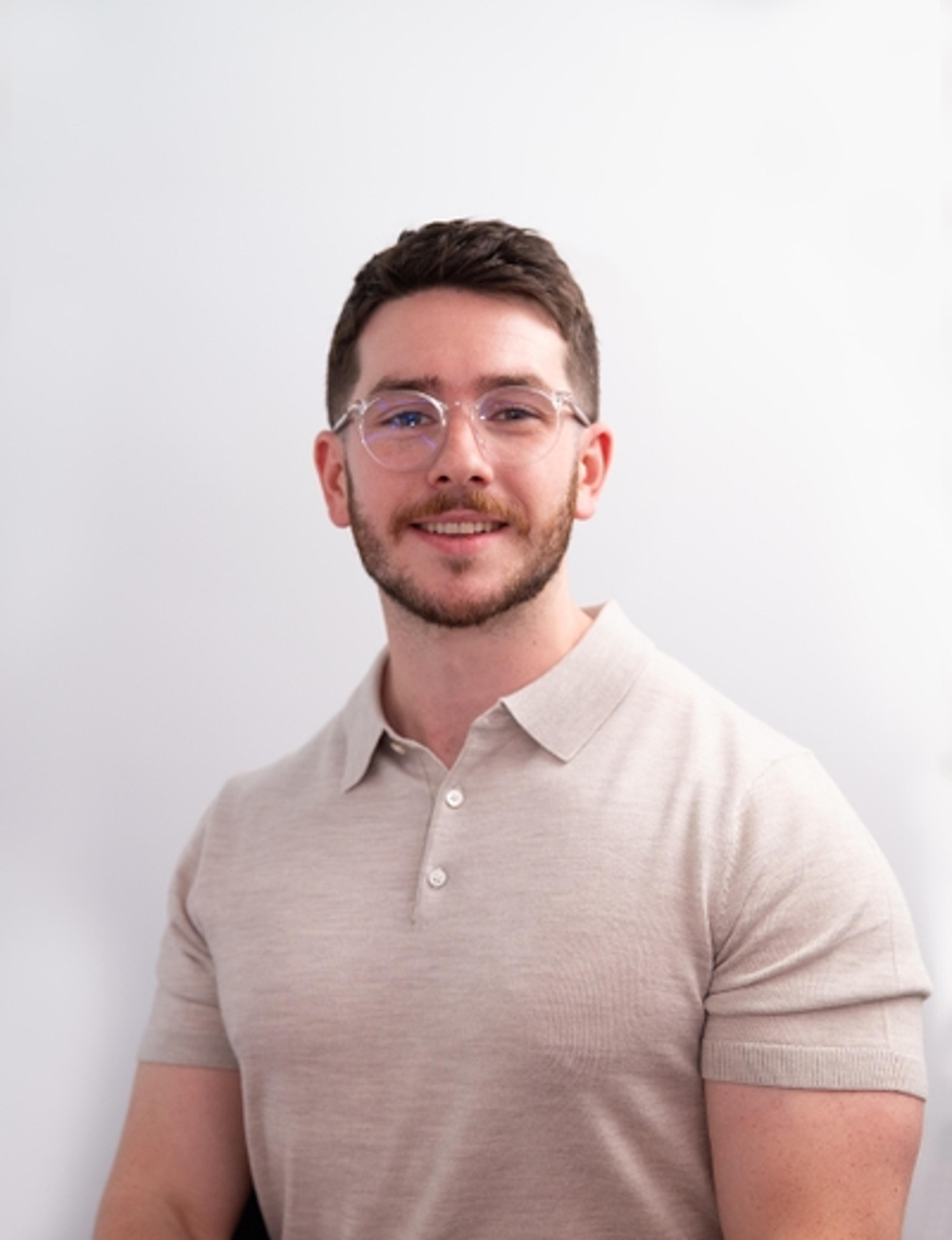 headshot of Gareth Downs