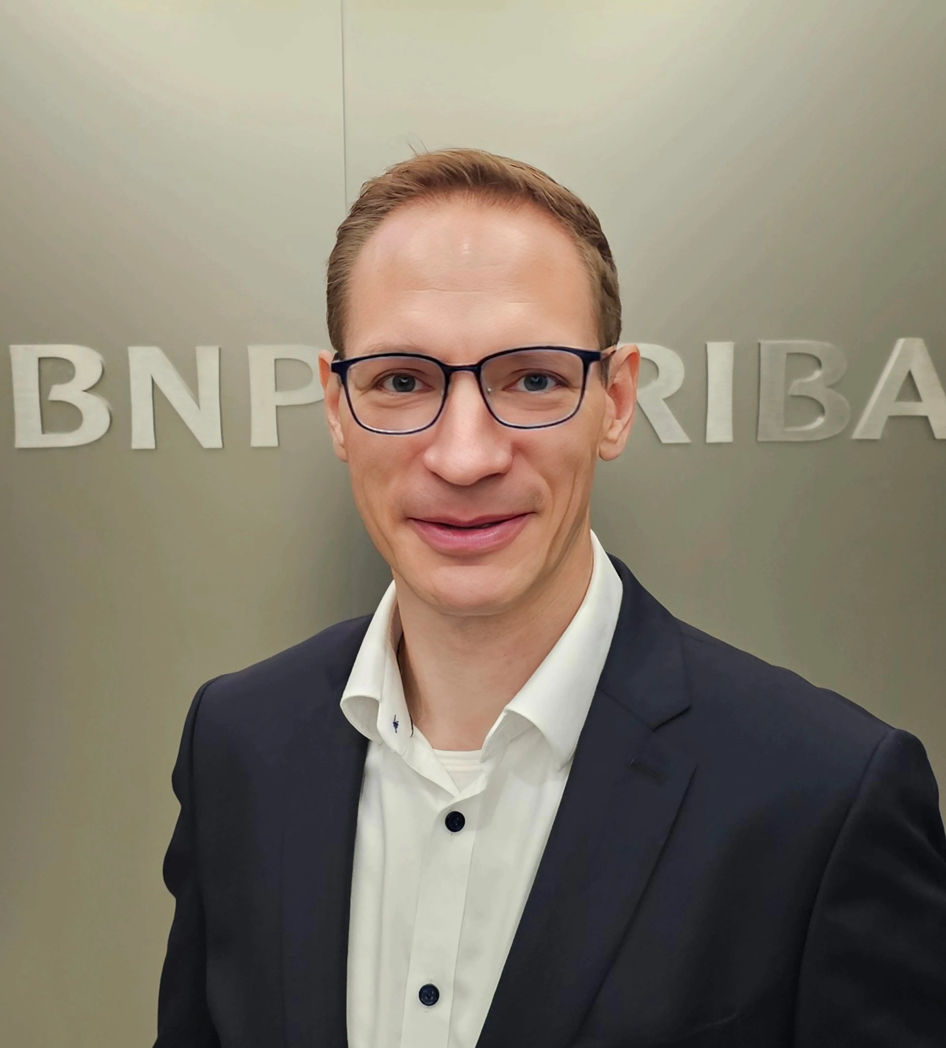 headshot of Stefan Herbasch