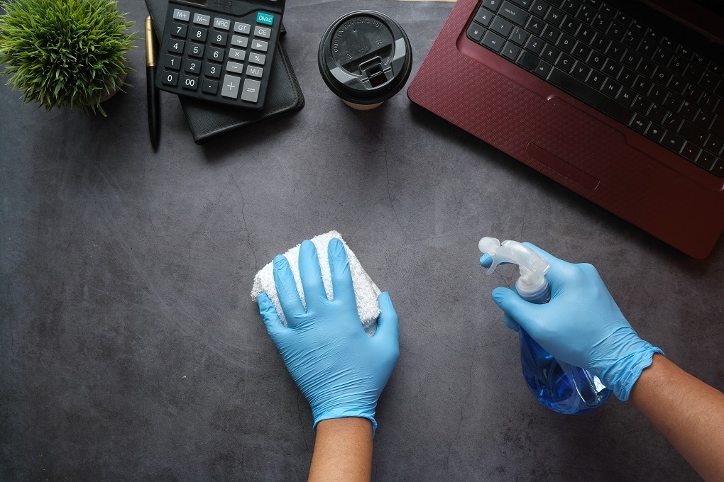 cleaning-gloves-spray-other.jpg