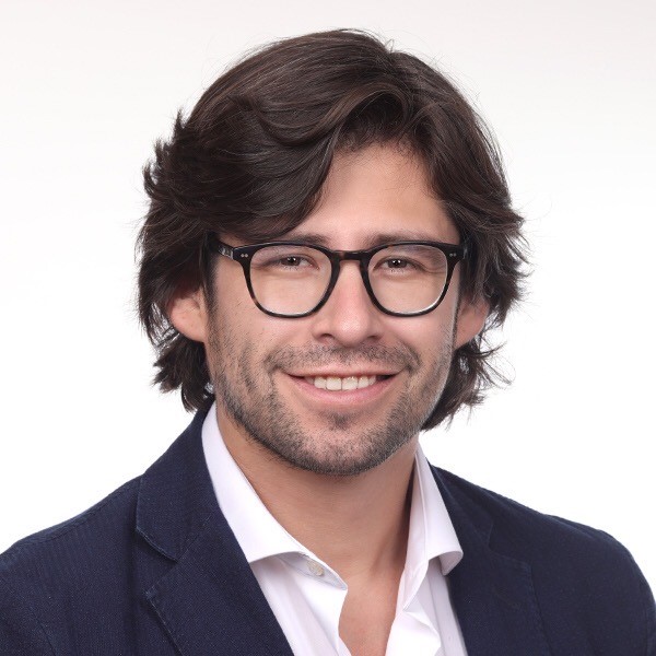 headshot of Sergio VeLarde