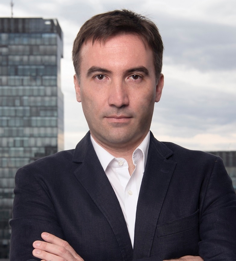 headshot of Tihomir Katulić