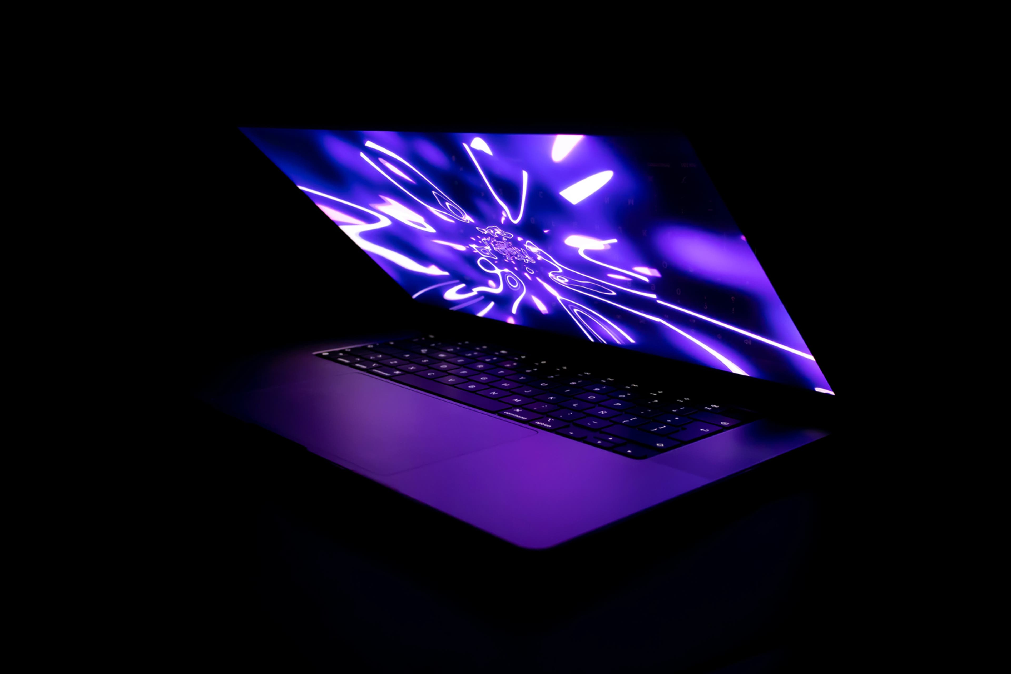 laptop-closing-neon-abstract-0007.jpg