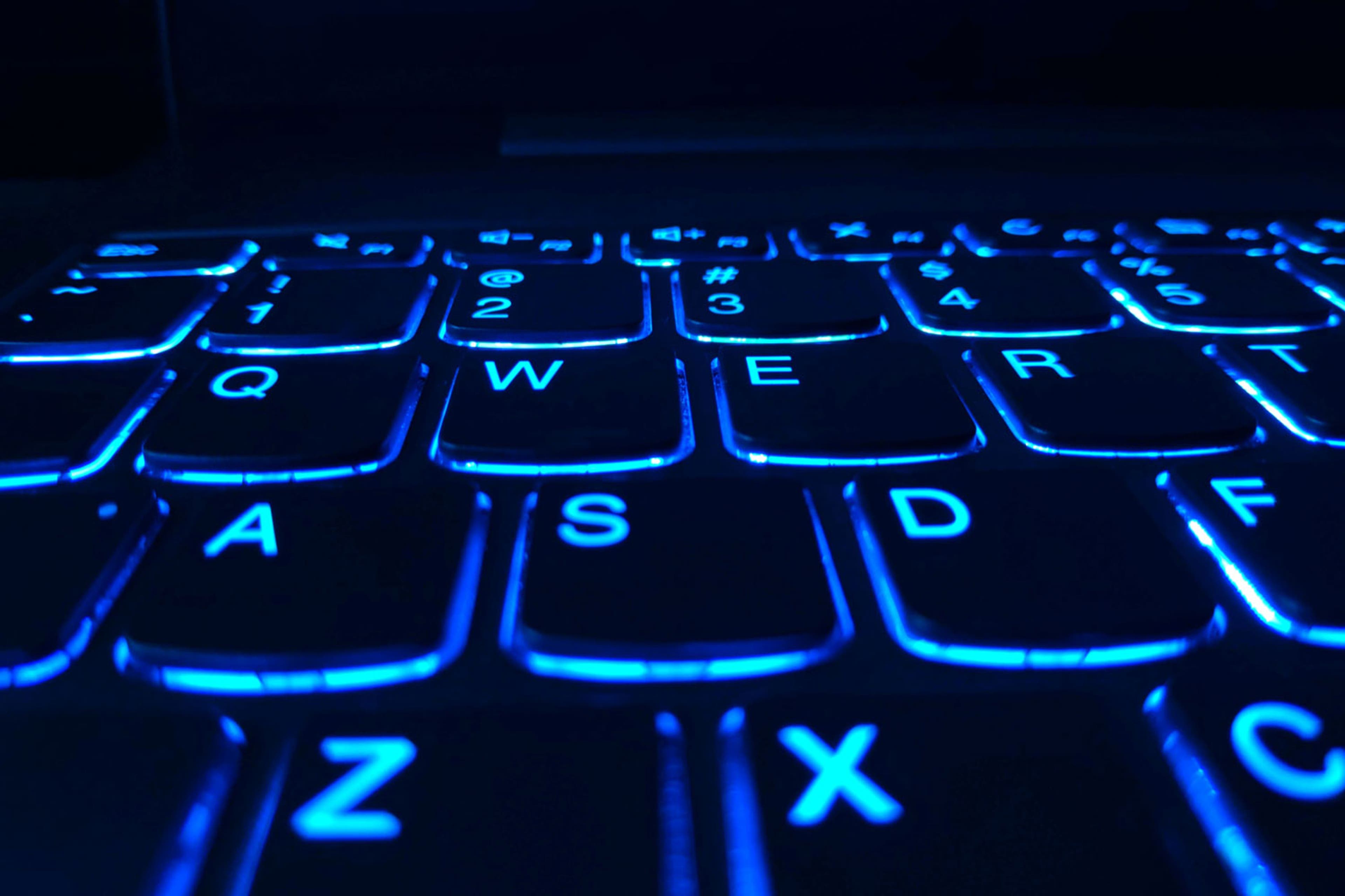 blue-backlit-keyboard-abstract-0032.jpg