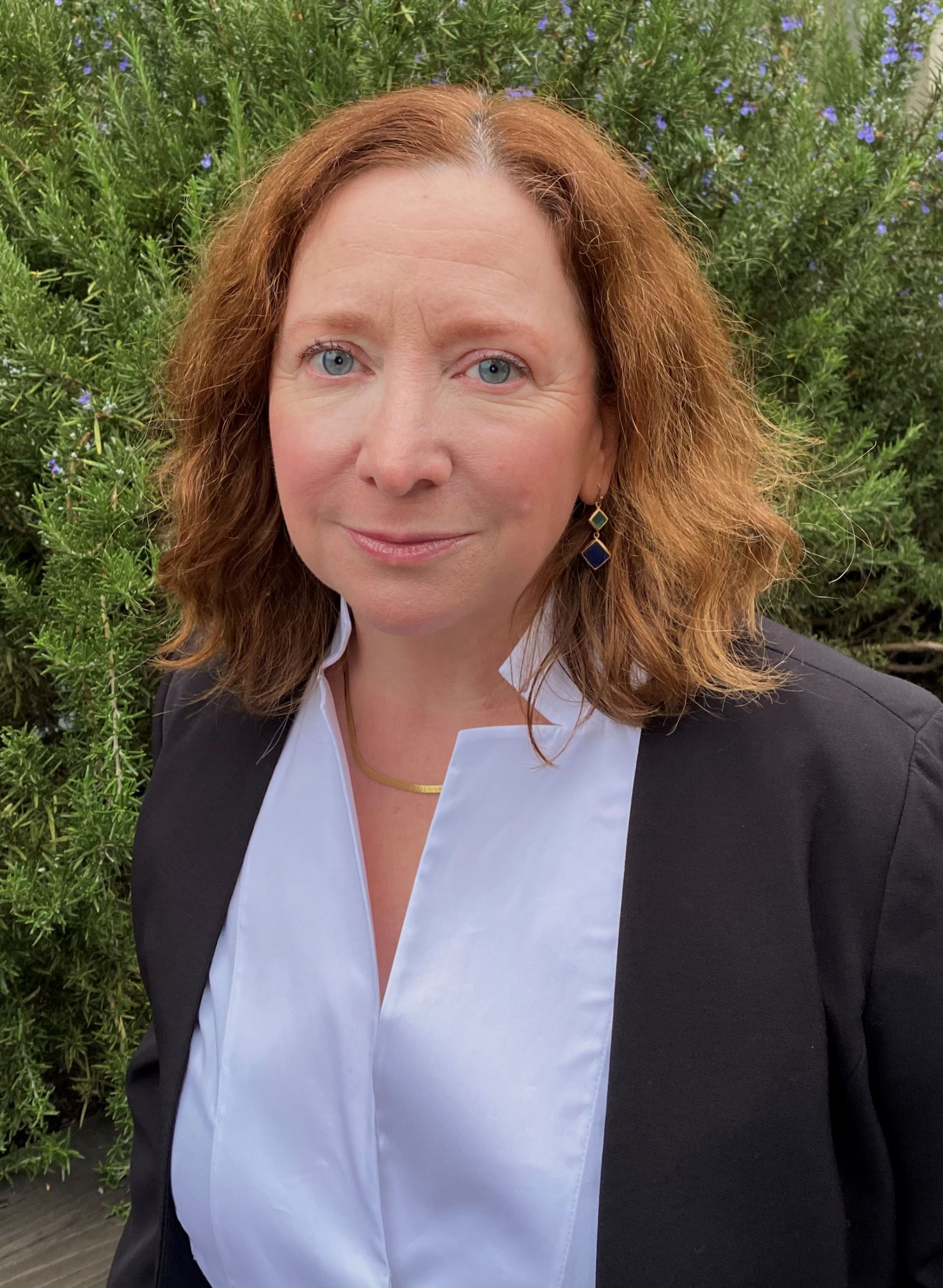 headshot of Lara Kehoe Hoffman