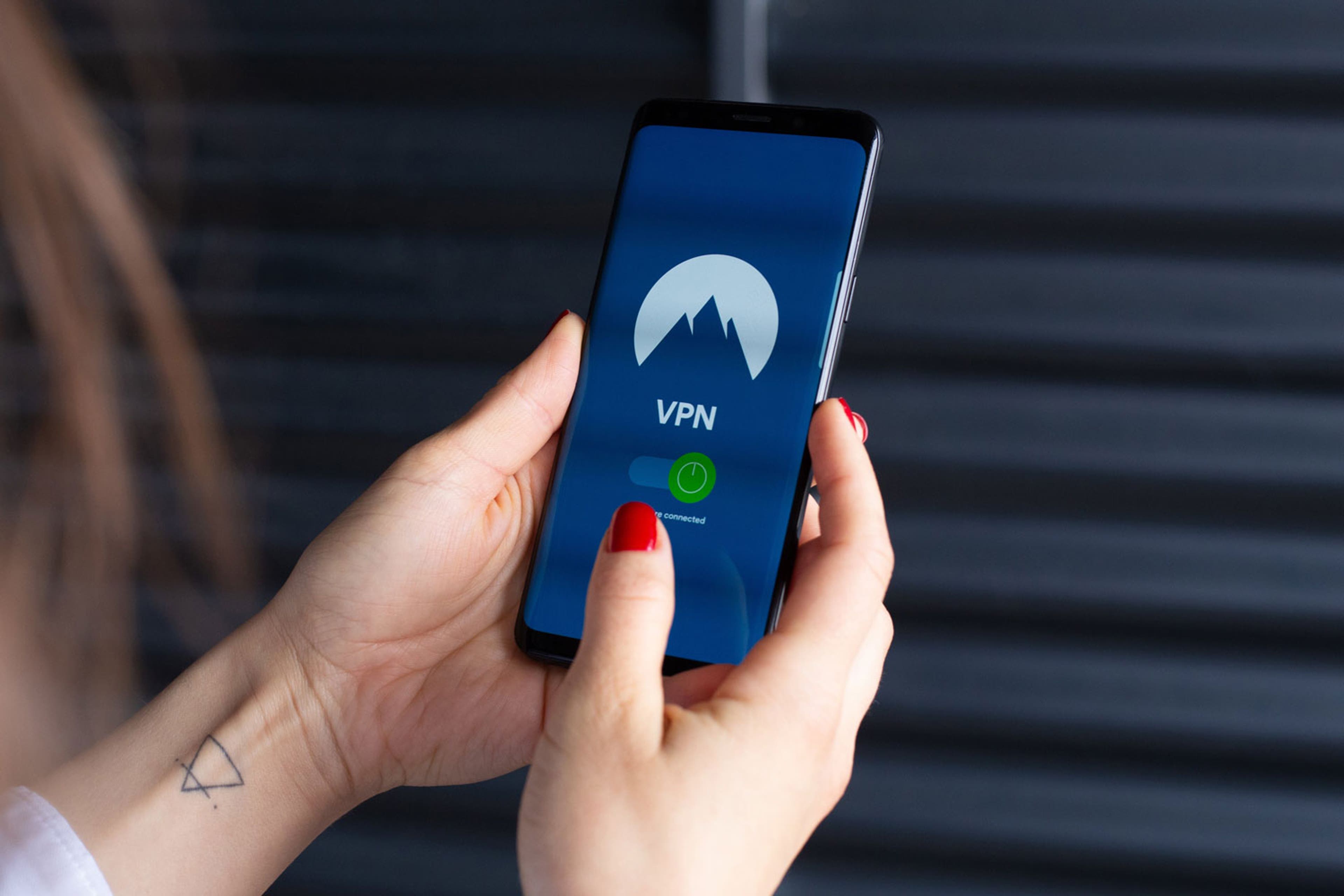 vpn-hand-phone-personal-privacy-0005.jpg