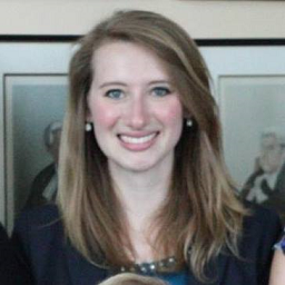 headshot of Calli Schroeder