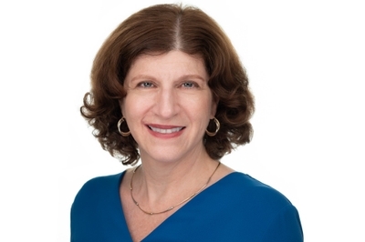 headshot of Stacy Feuer