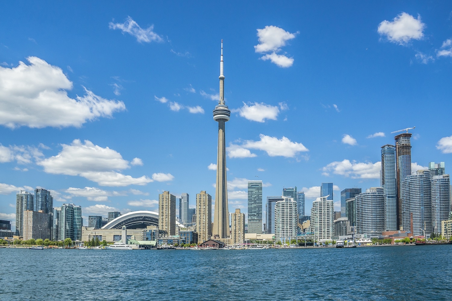 cn-tower-toronto-canada-02.jpg