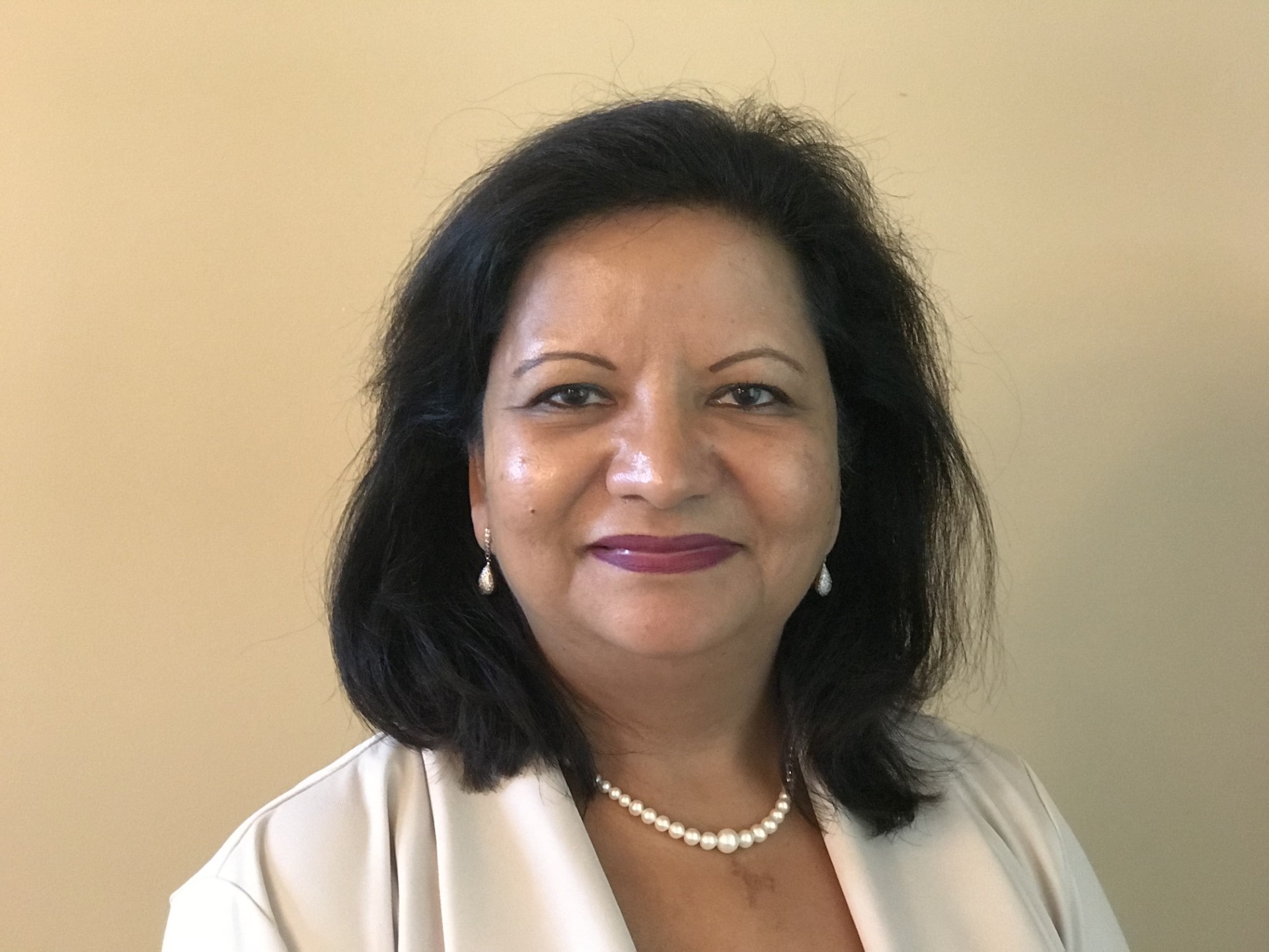 headshot of Neera Mathur