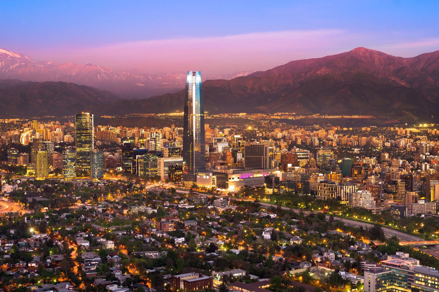 santiago-chile-sunset-latam-062325.jpg
