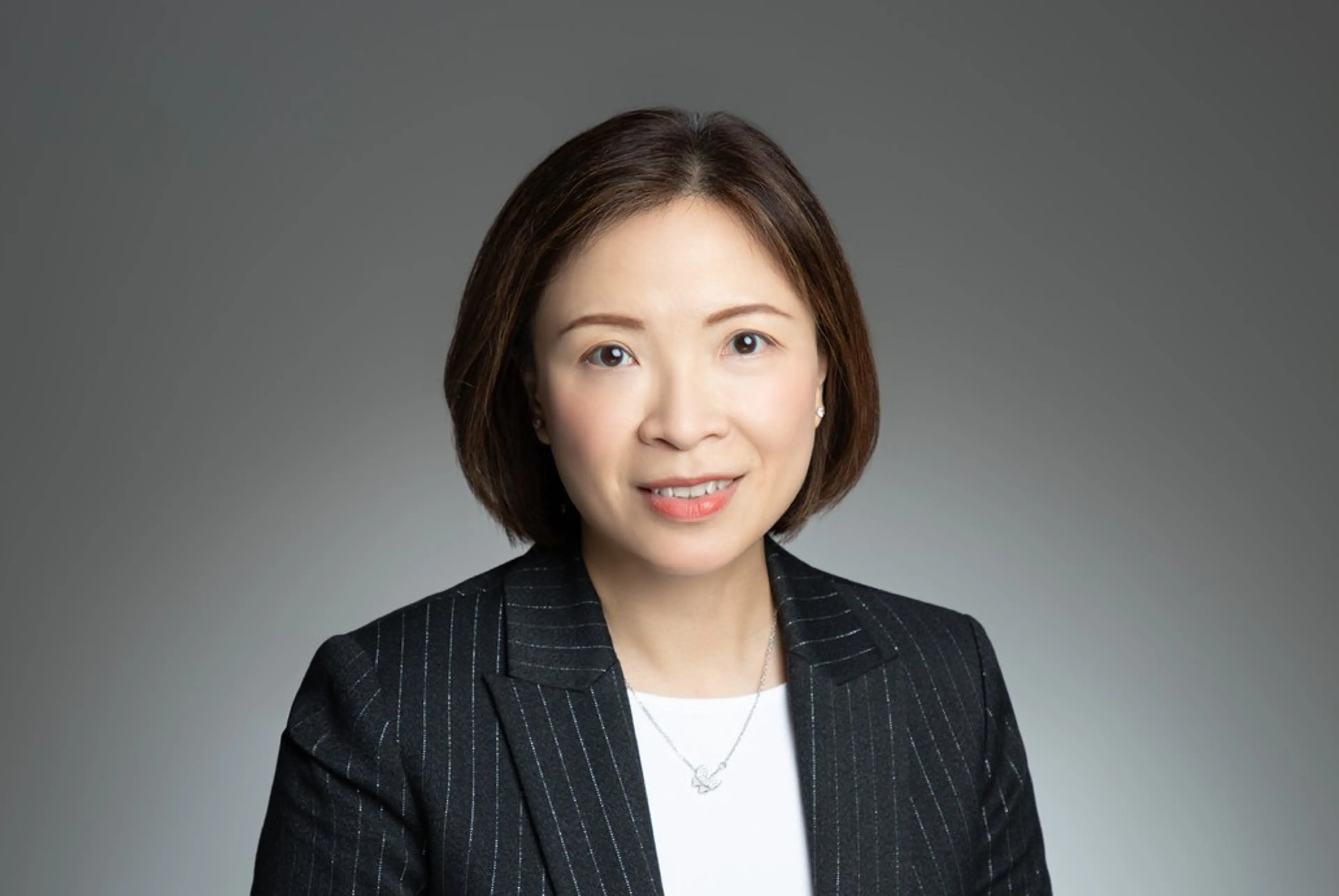 headshot of Sandra Liu