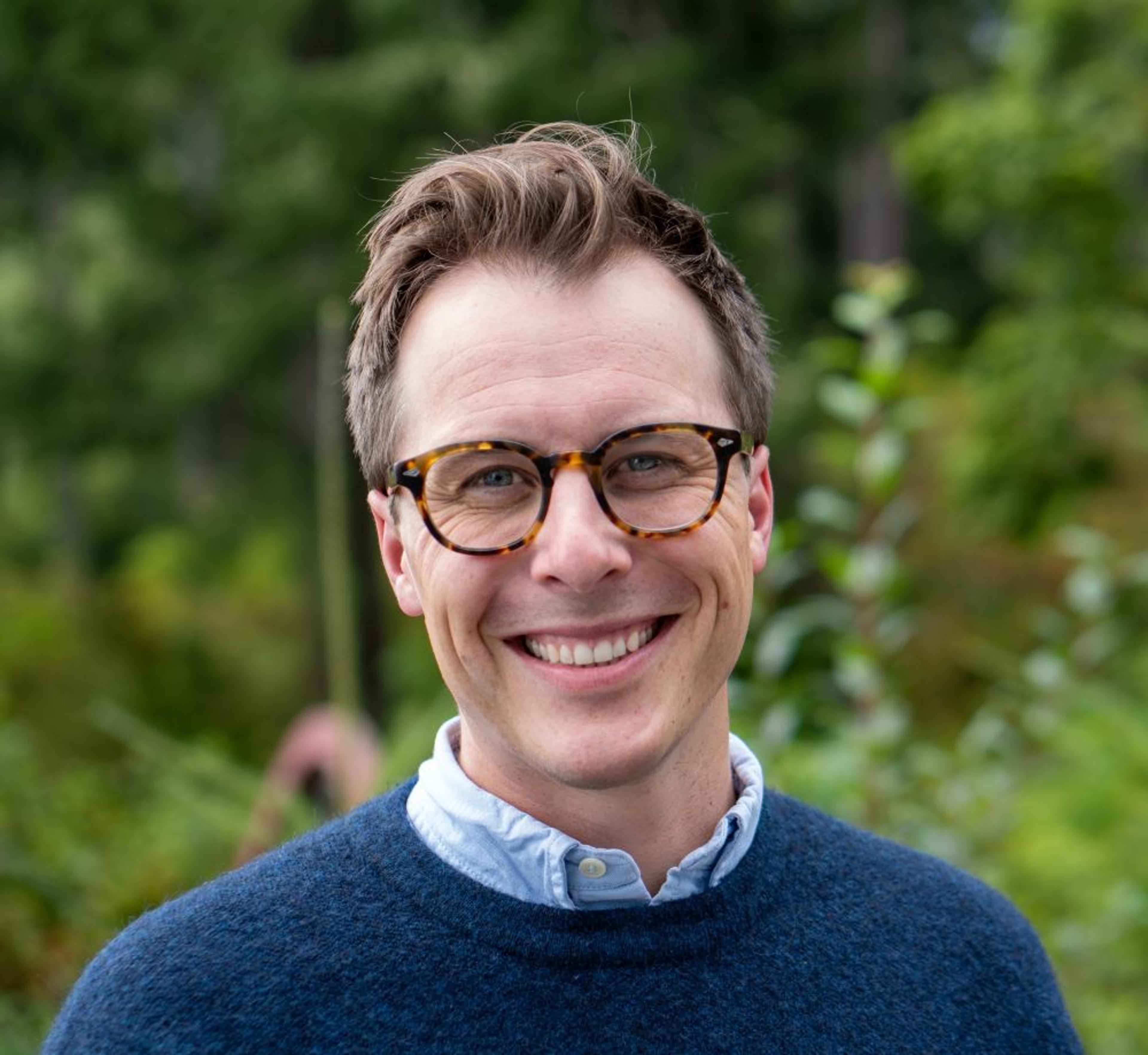 headshot of Ethan Plato