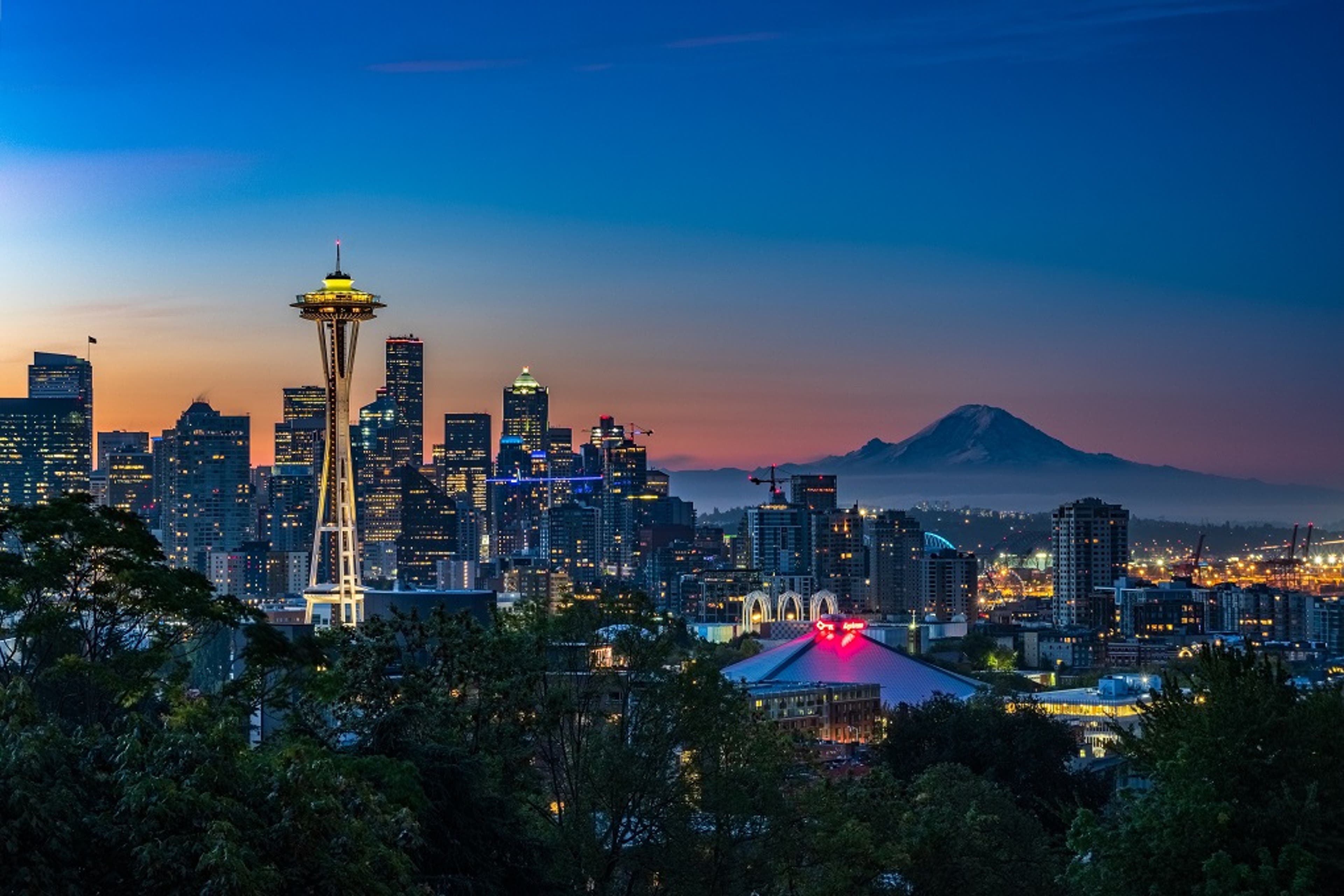 seattle-washington-dusk-skyline-US.jpg