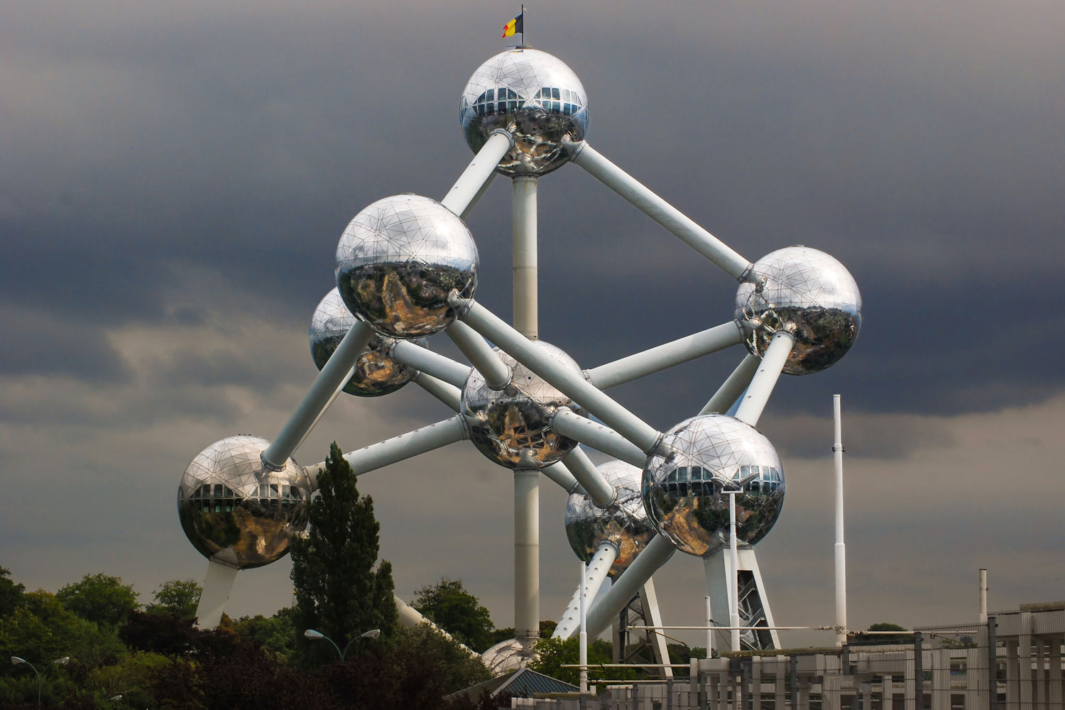 atomium-museum-brussels-belgium-0087.jpg
