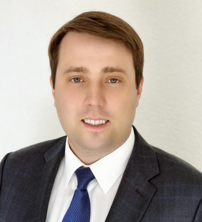 headshot of Ilia Kolochenko