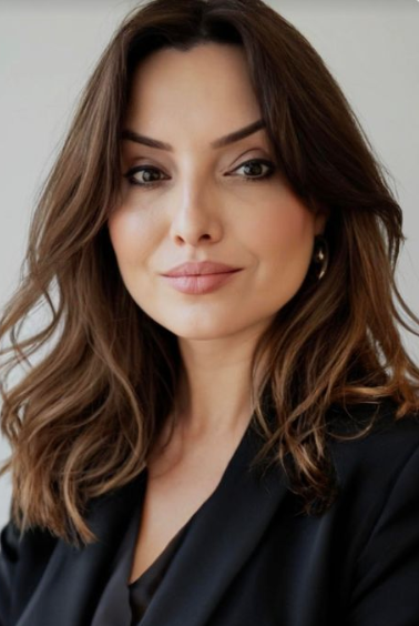 headshot of Katarzyna Jakimowicz