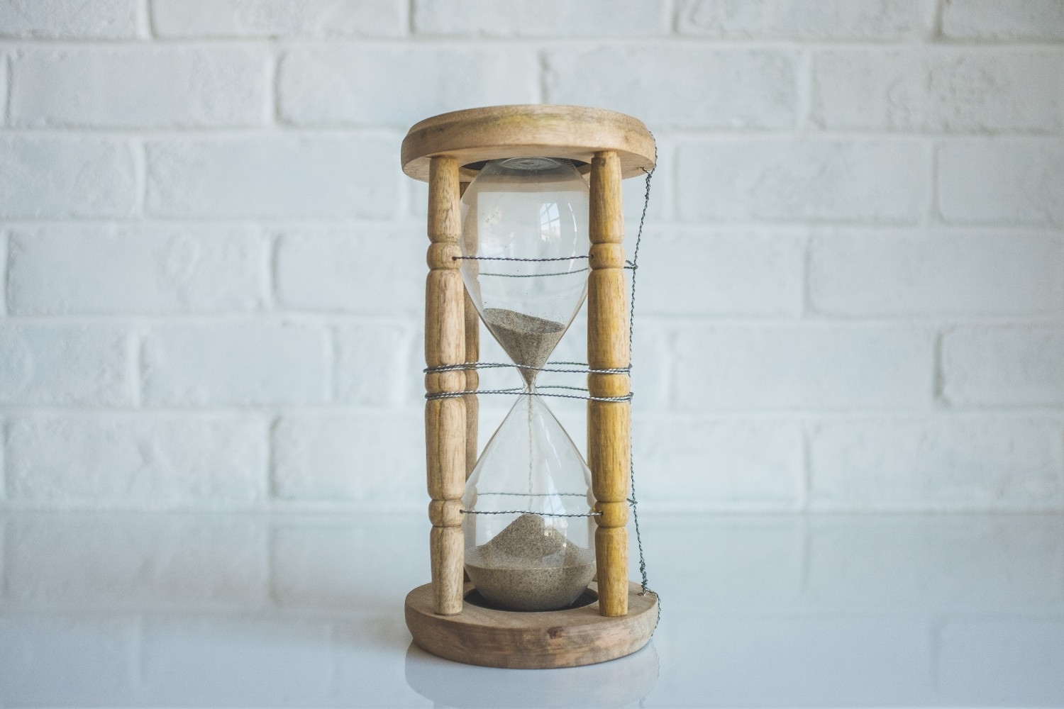 clear-wooden-hourglass-ai-12623.jpg