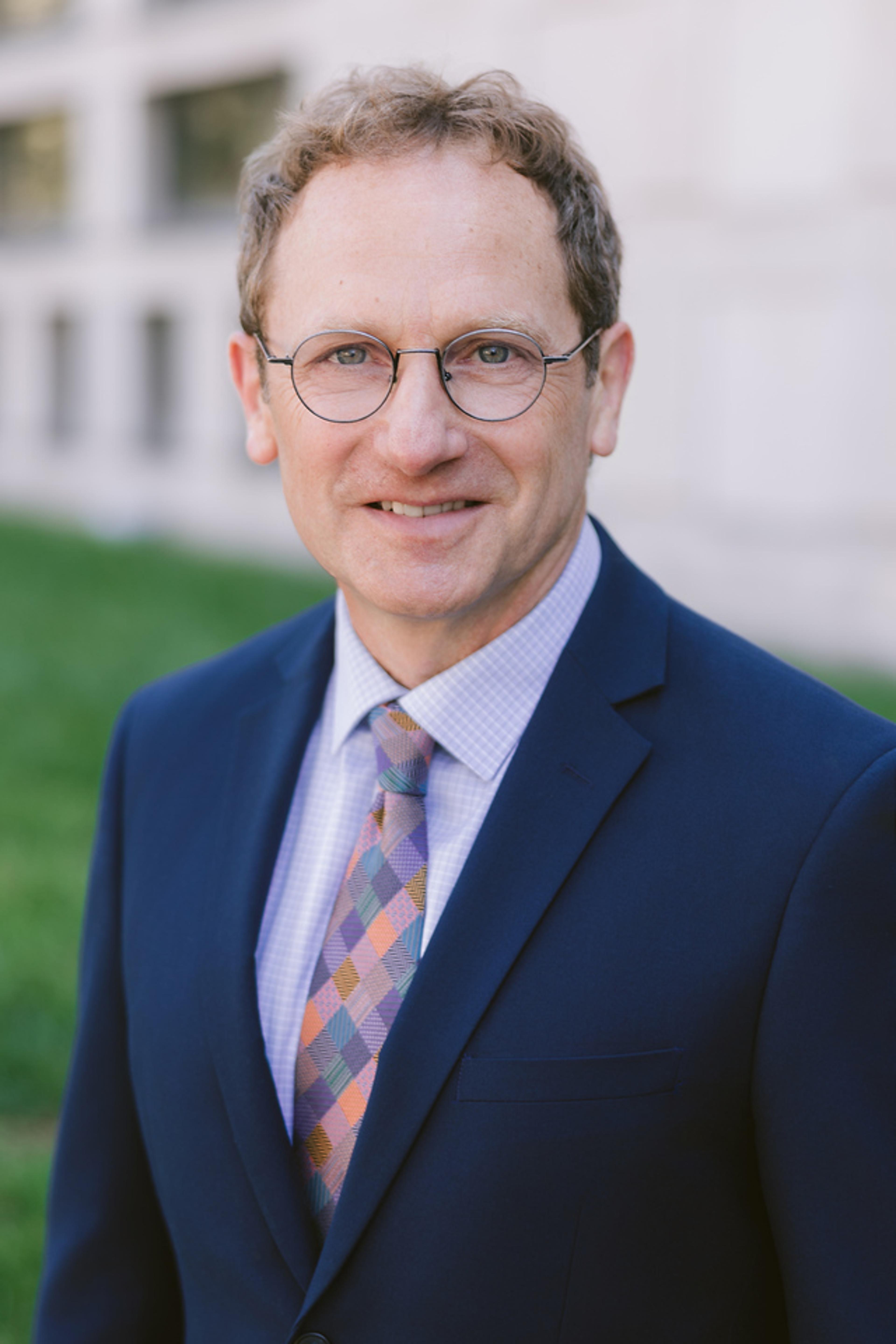 headshot of Dennis Hirsch