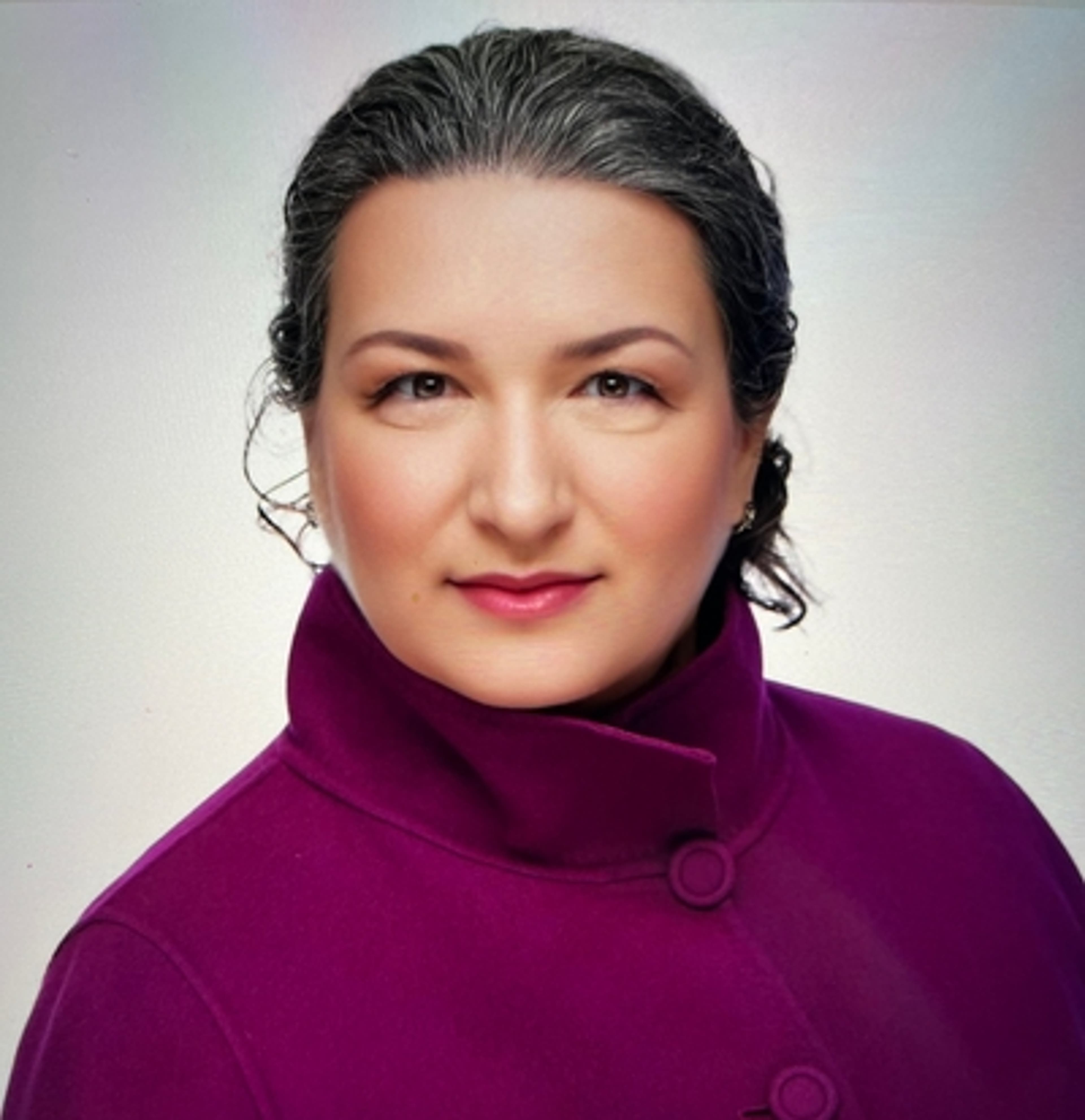 headshot of Oxana Iatsyk