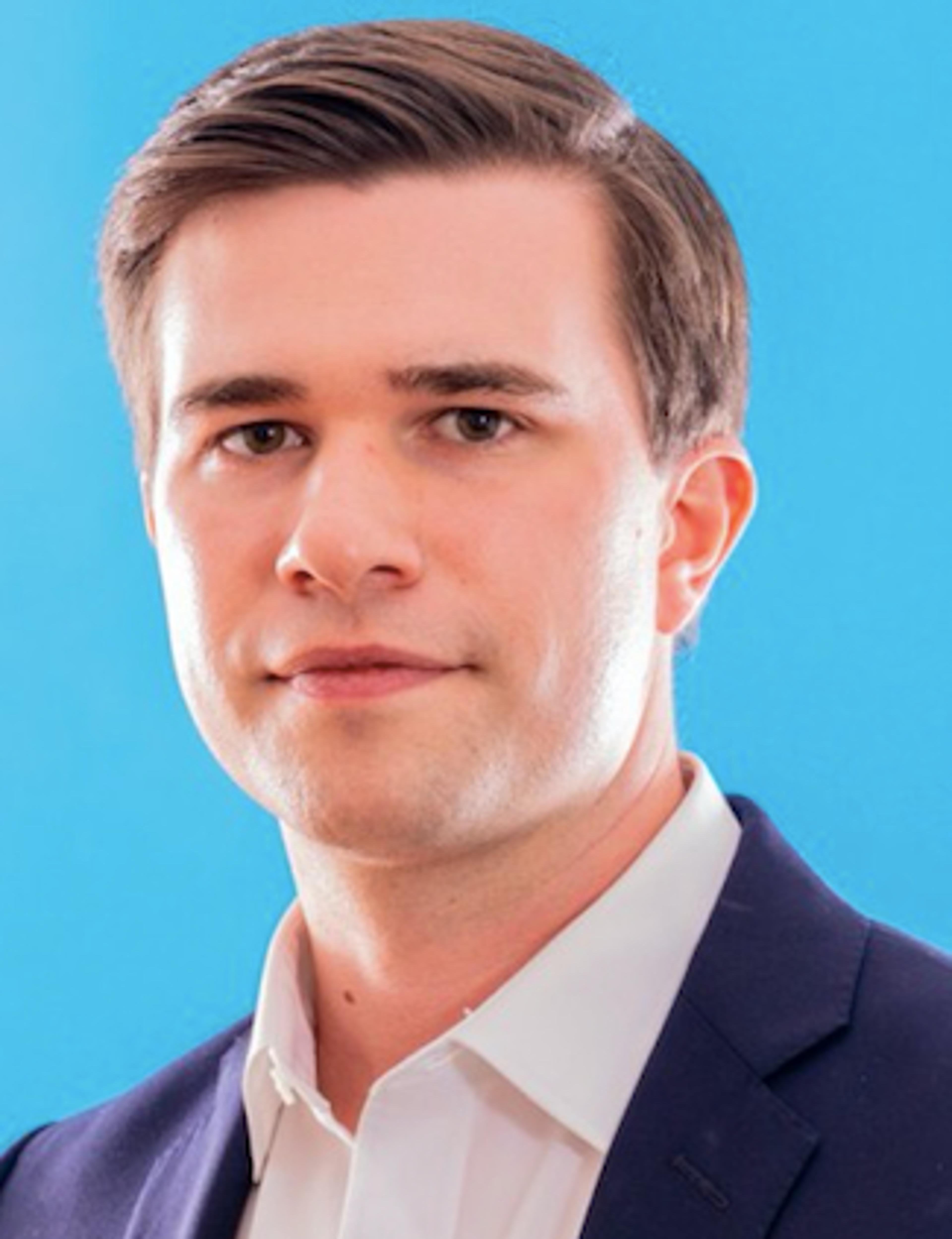 headshot of Vann Bentley