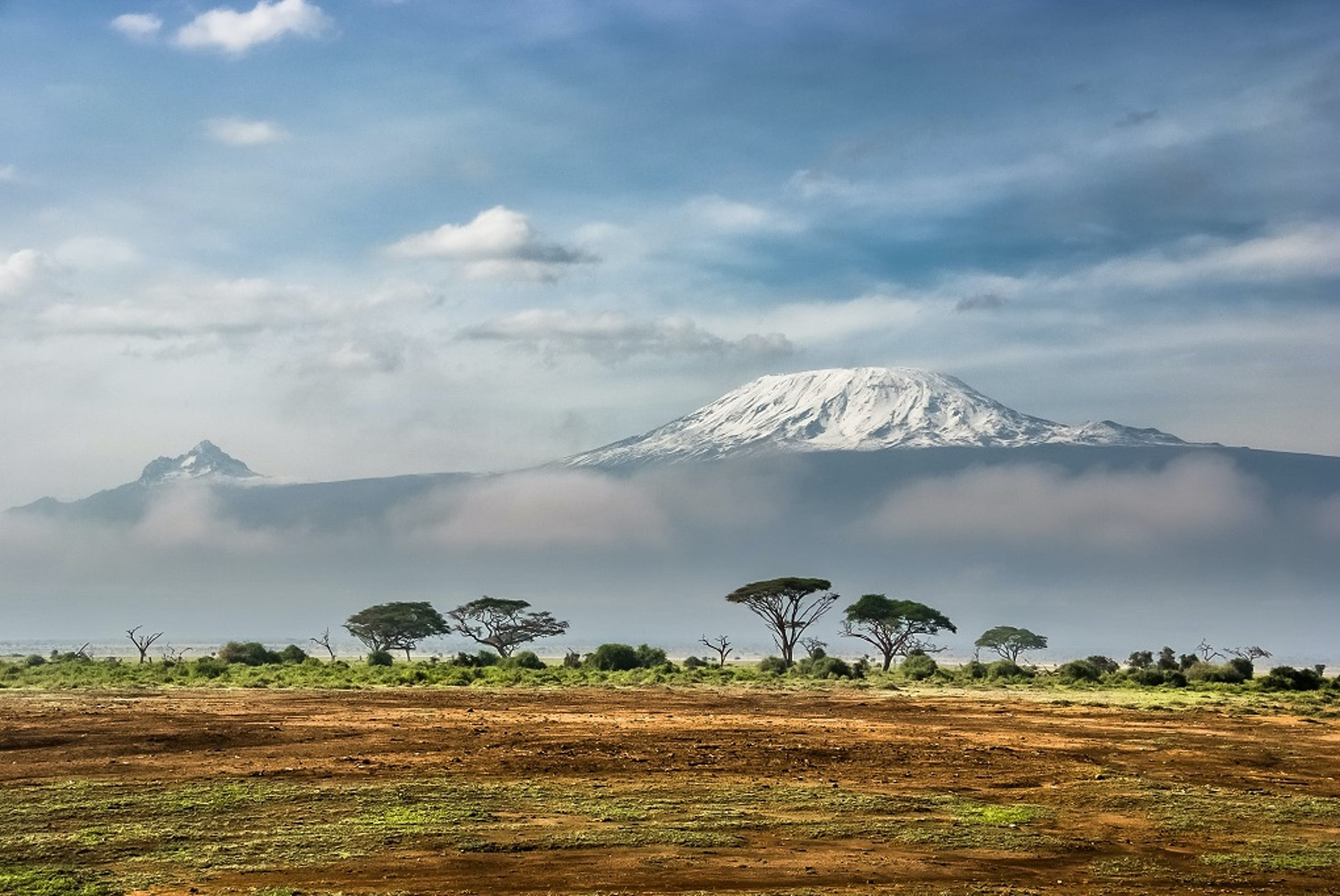 nairobi-kenya-desert-mountains-africa.jpg