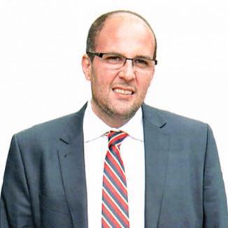 headshot of Daniel López Carballo