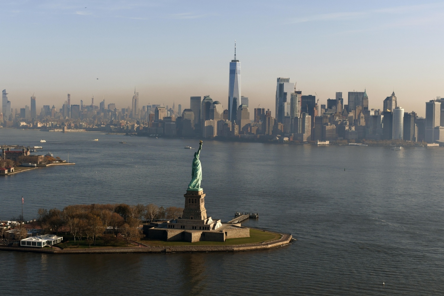 statue-of-liberty-skyline-ny-091224.jpg