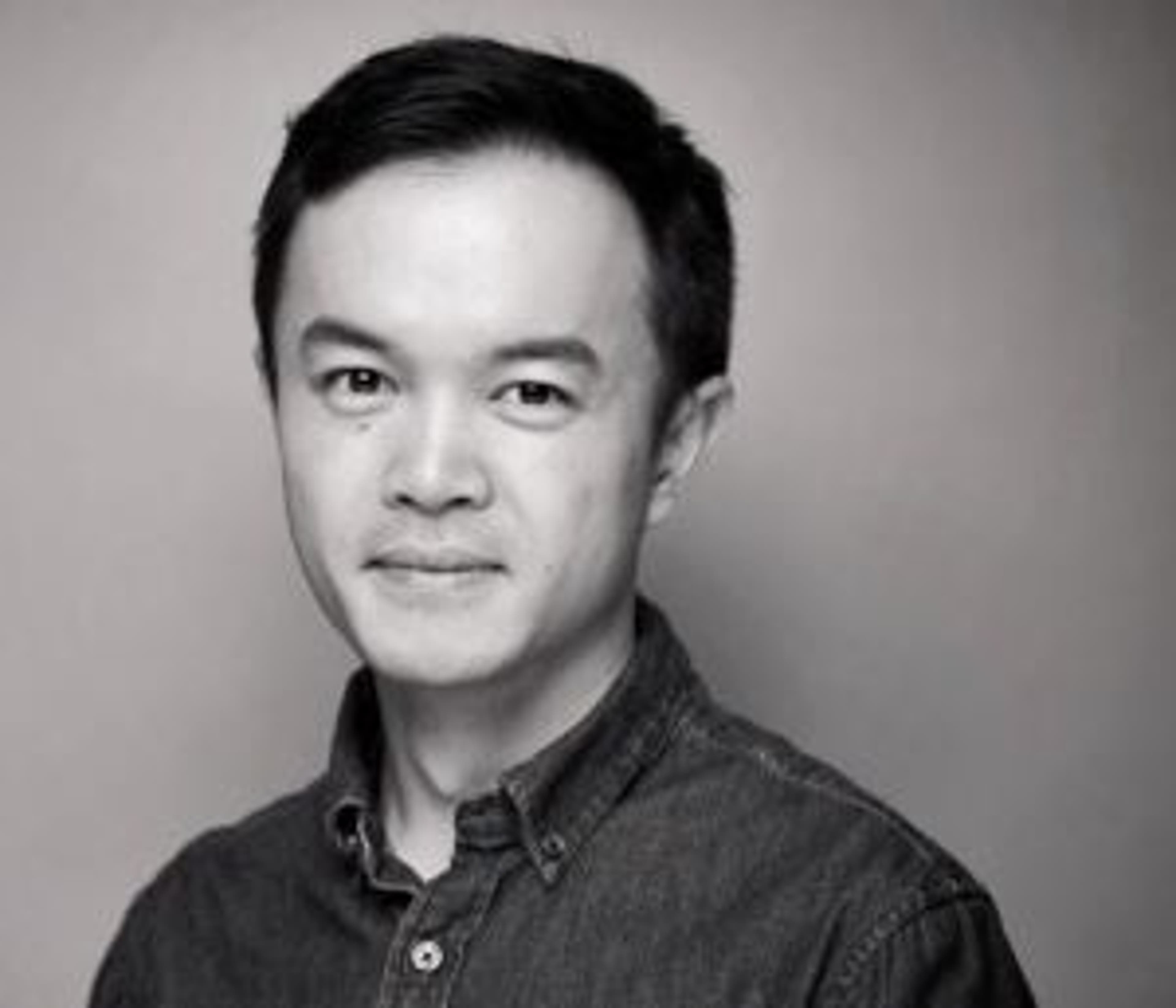 headshot of Hoang Bao