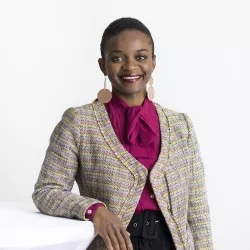 headshot of Julie Owono