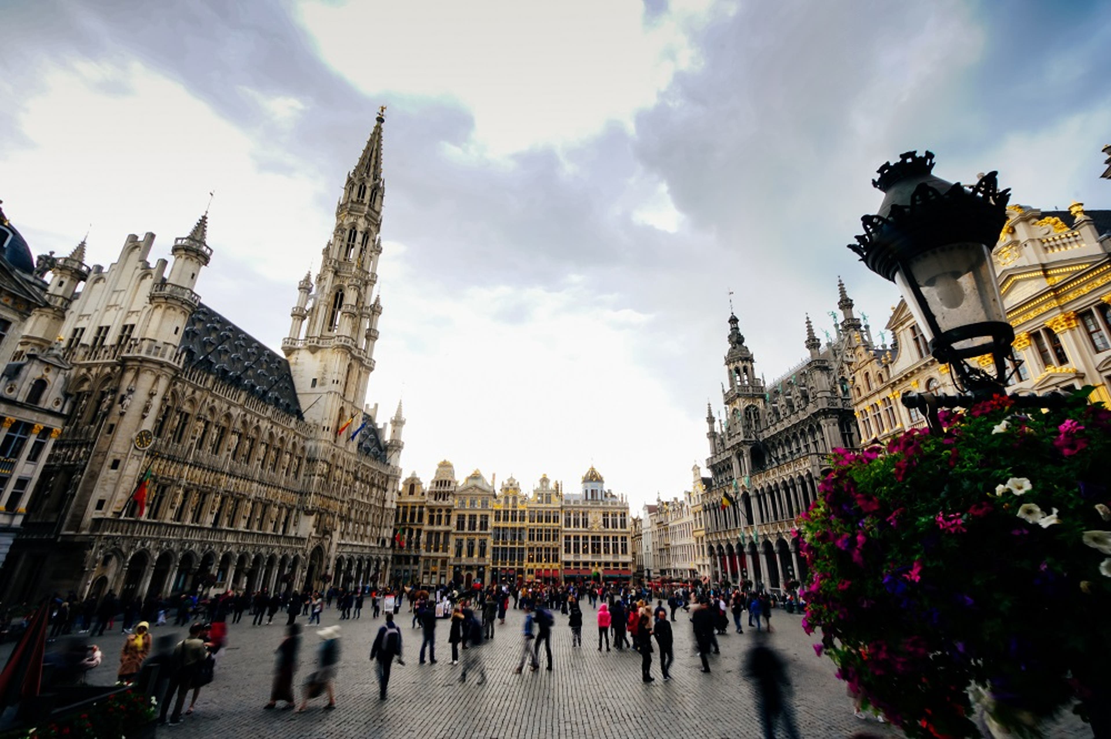 brussels-belgium-city-street-Europe.jpg