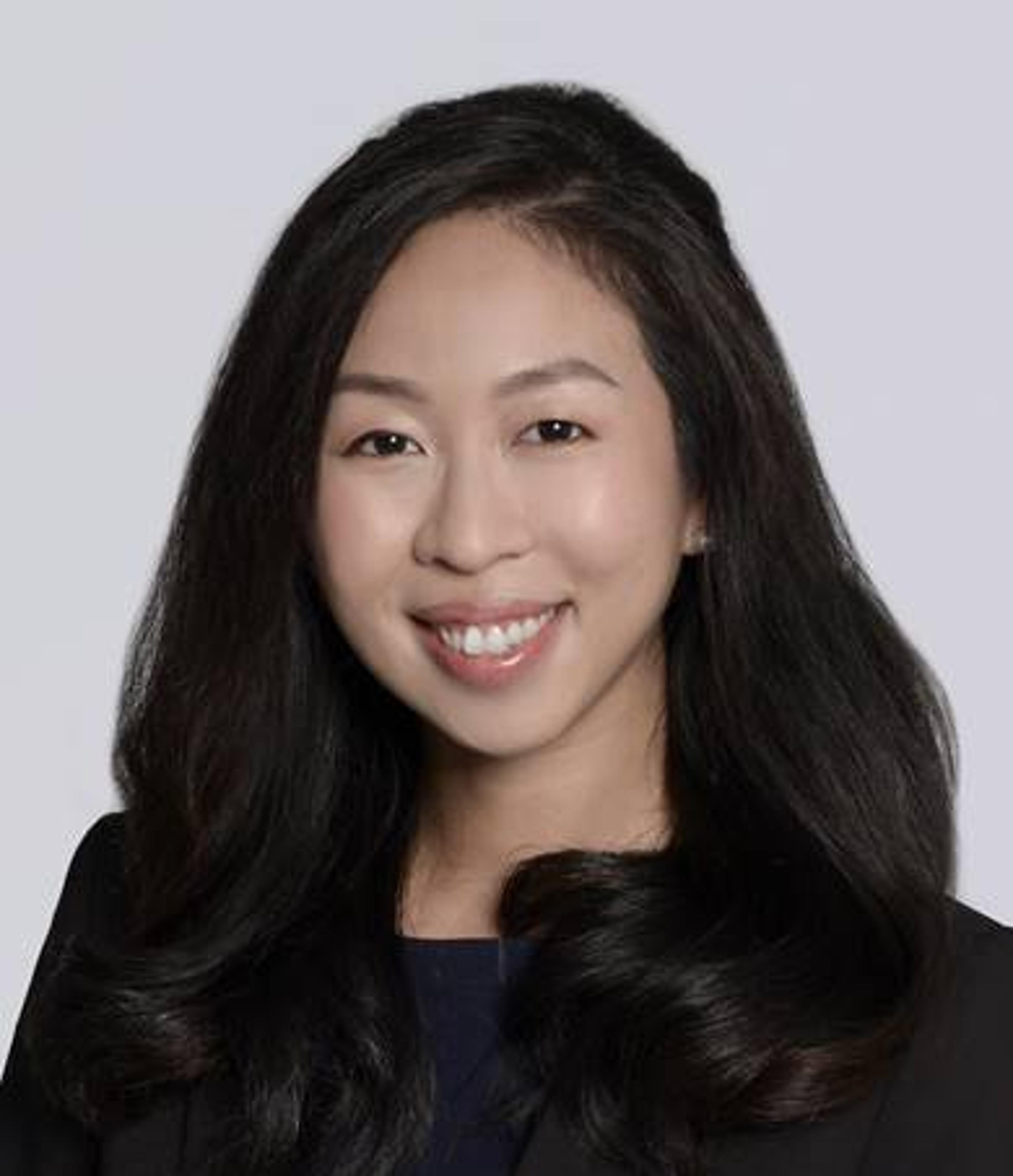 headshot of Charis Seow