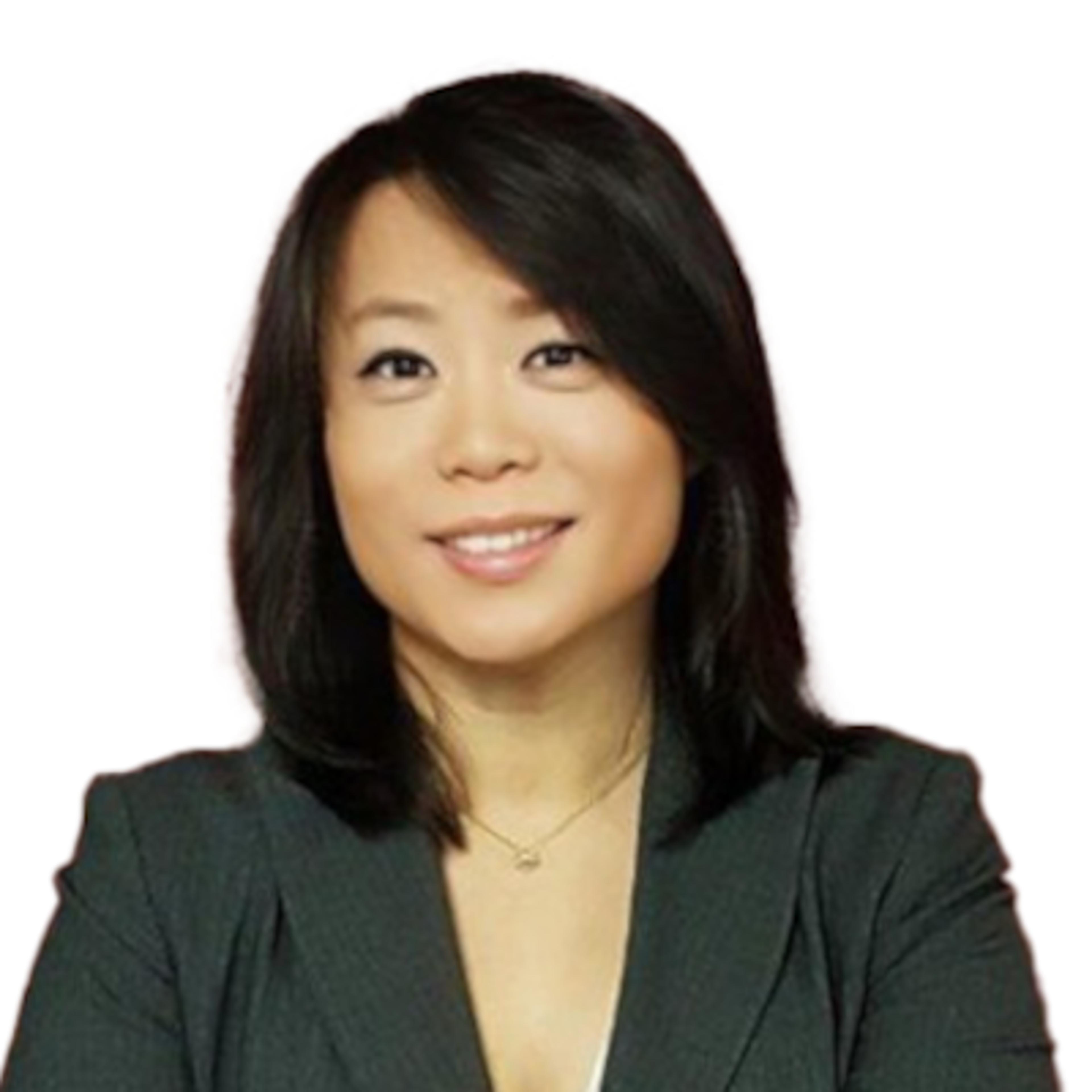 headshot of Erica Ren