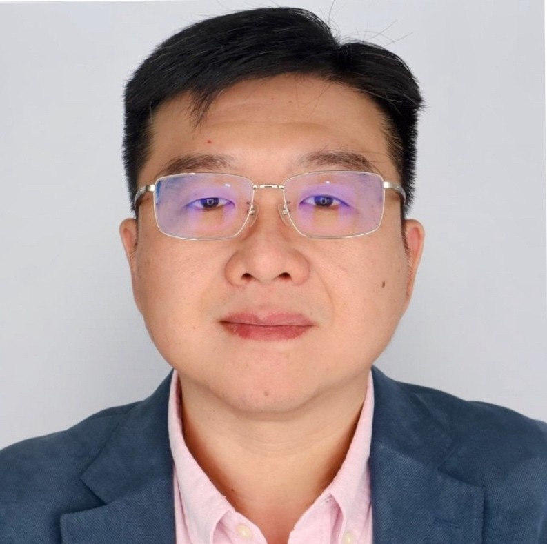 headshot of Eugene Teo