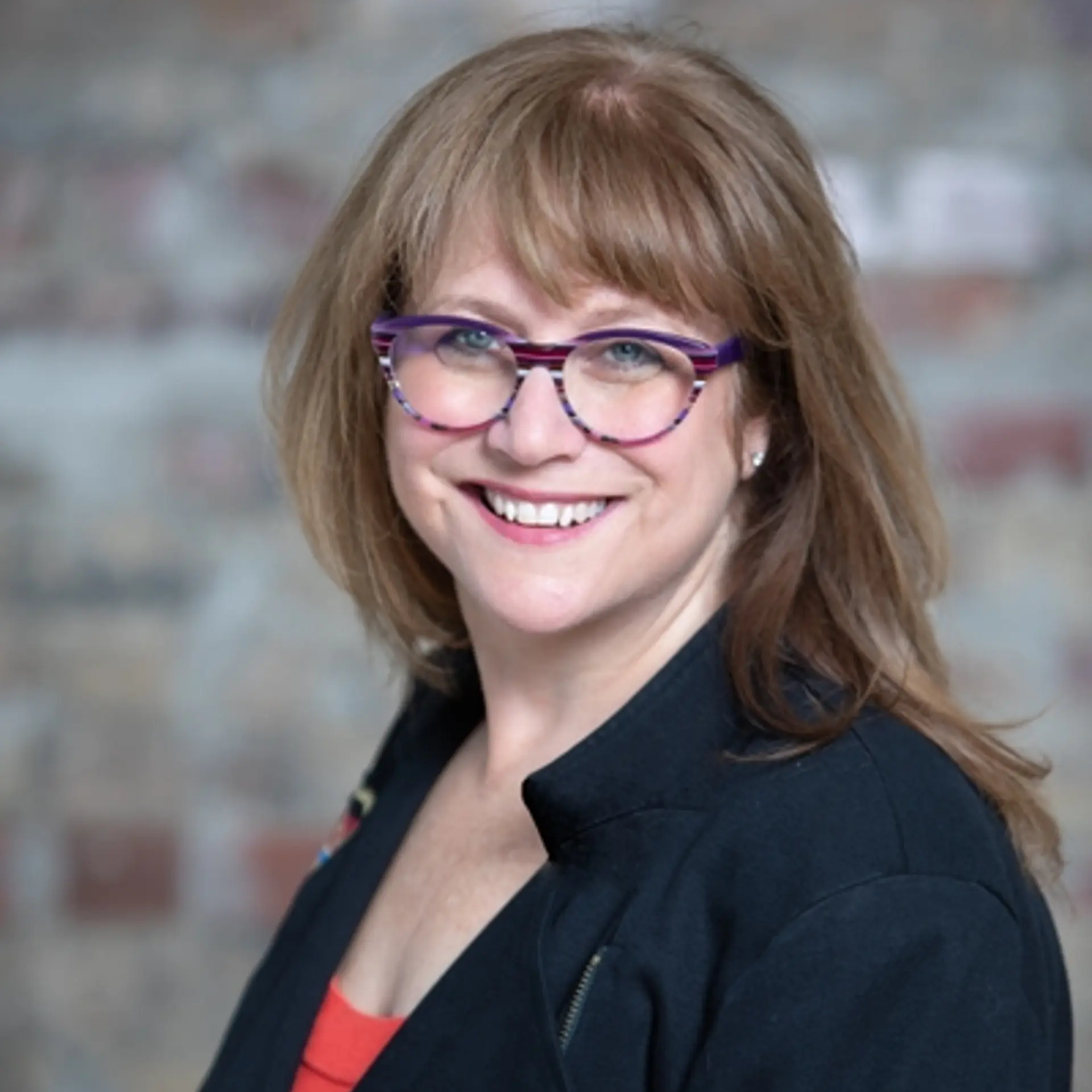 headshot of Robin Gould-Soil