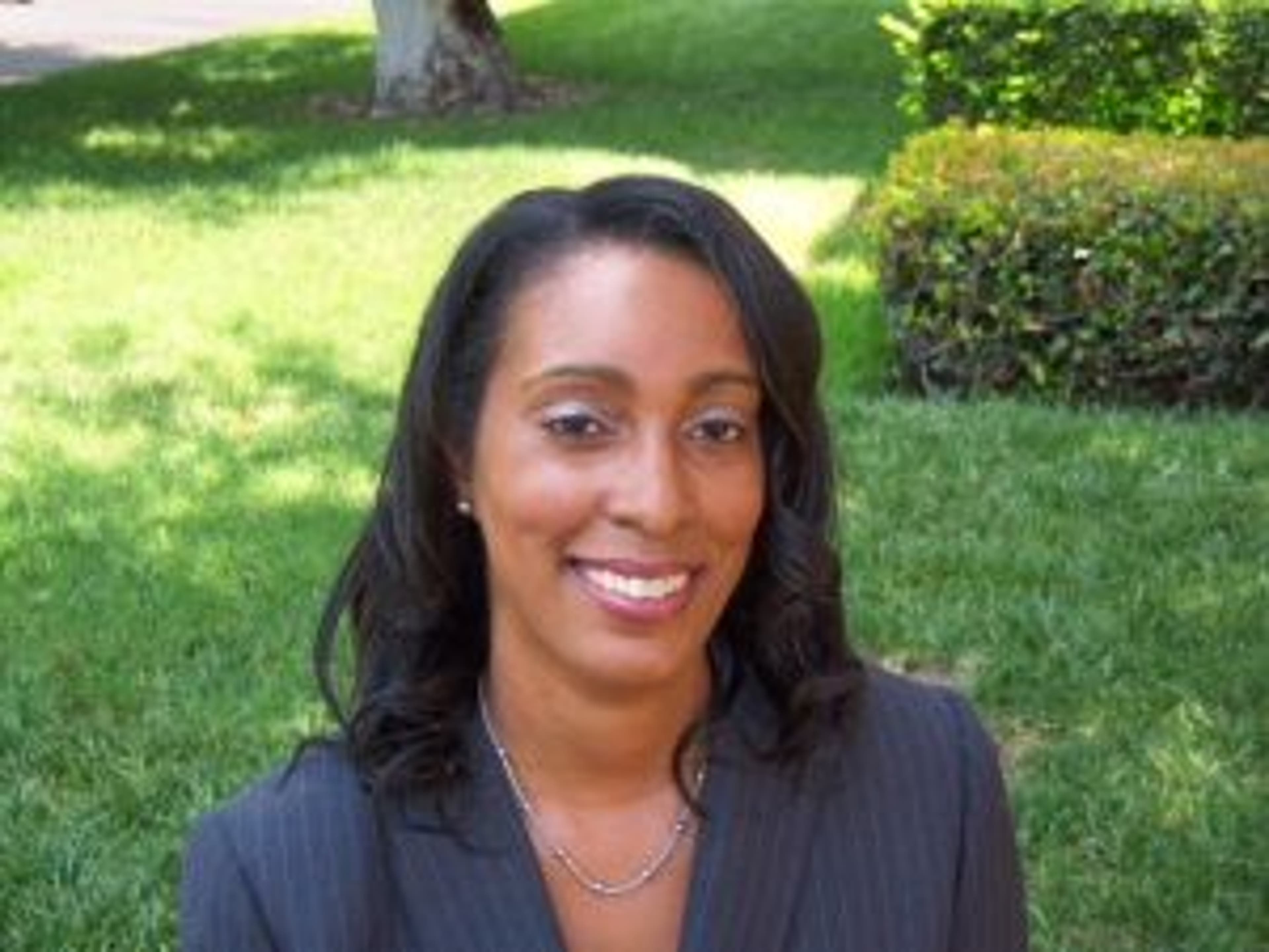 headshot of Kim Richardson