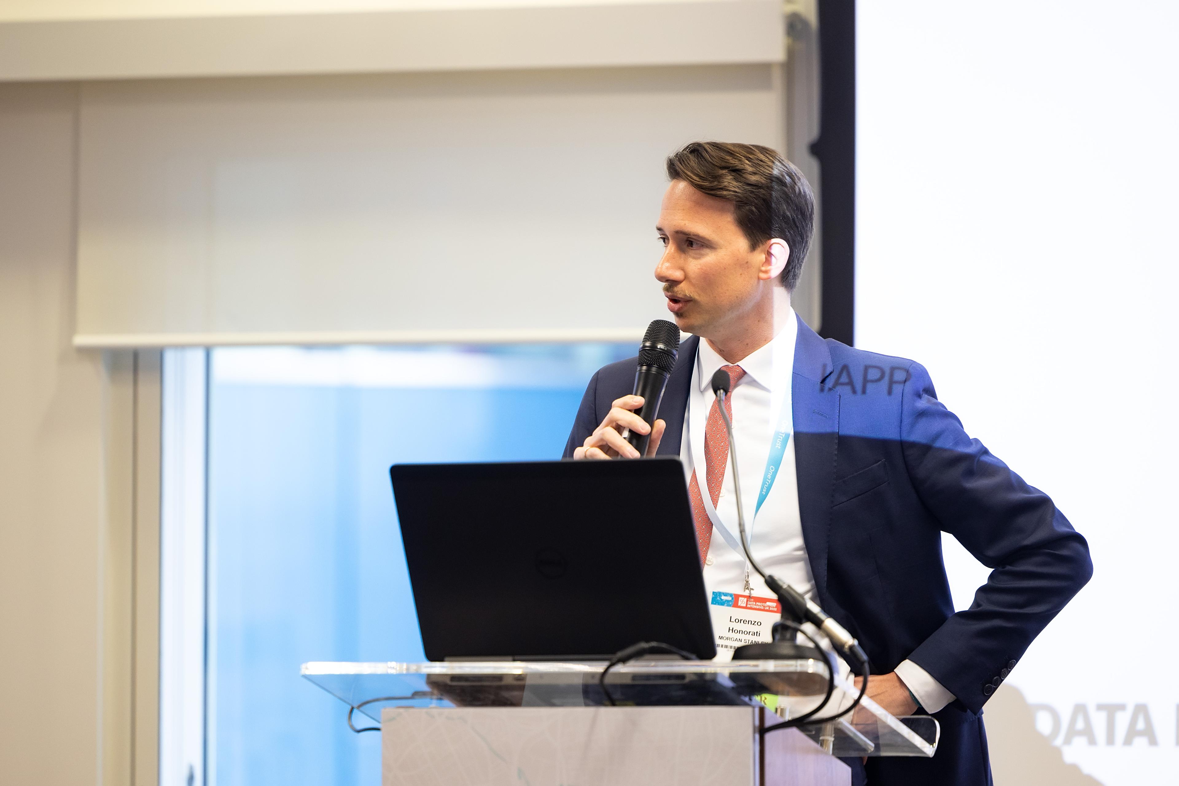 headshot of Lorenzo Iobbi Honorati