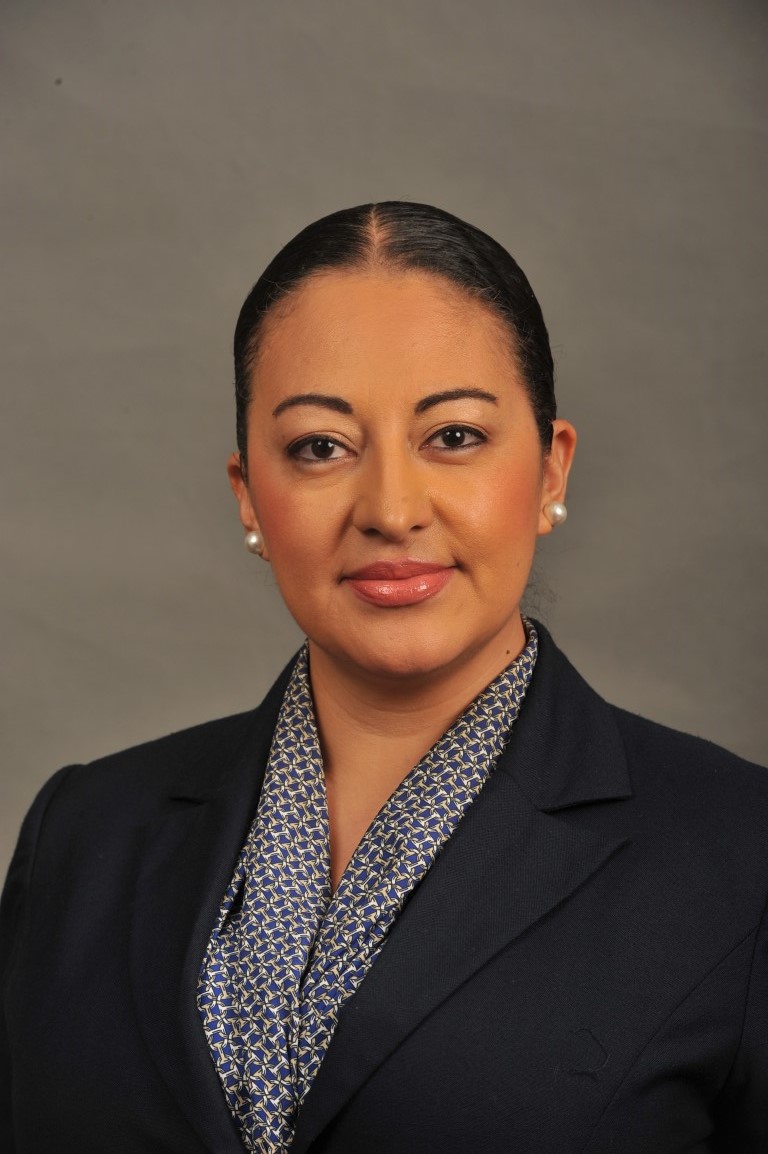 headshot of Veronica Canton