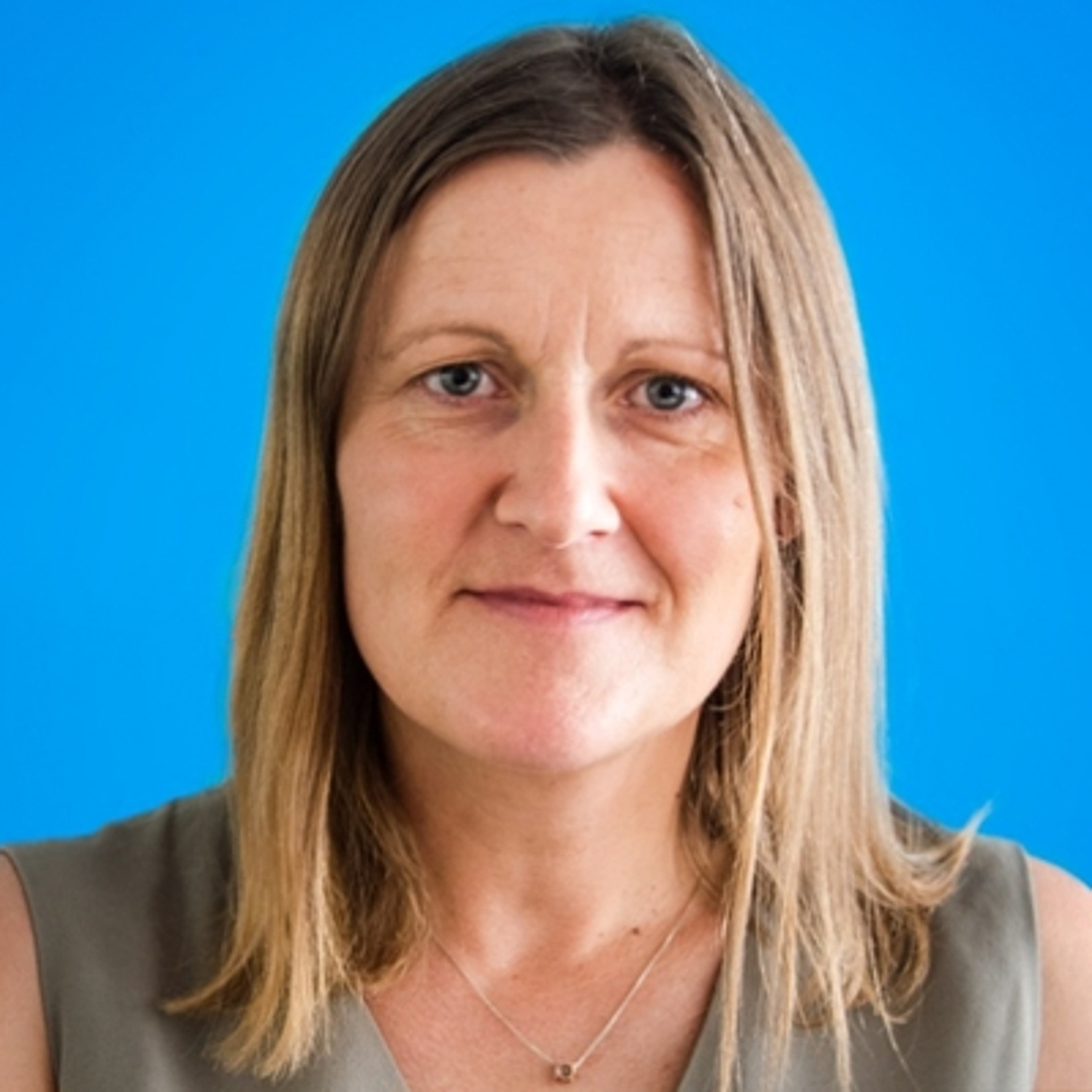 headshot of Julie Dawson