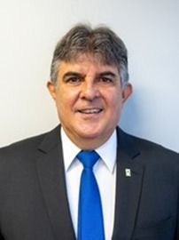 headshot of Waldemar Goncalves Ortunho Júnior