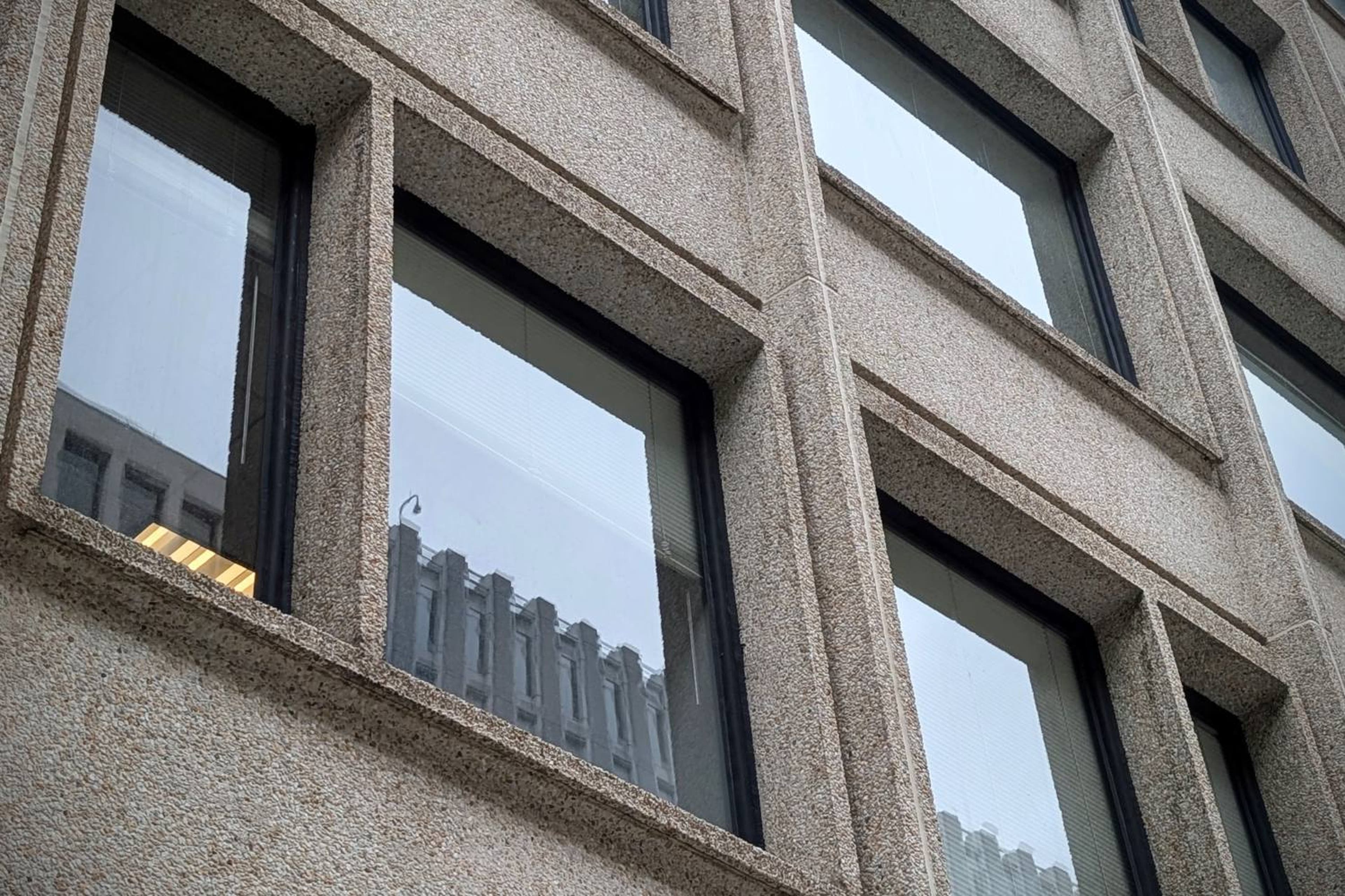 building-windows-cobunzweifelkeegan-DC View-8.22.25.jpg