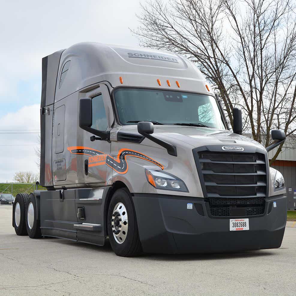 2022 Freightliner with Schneider decals