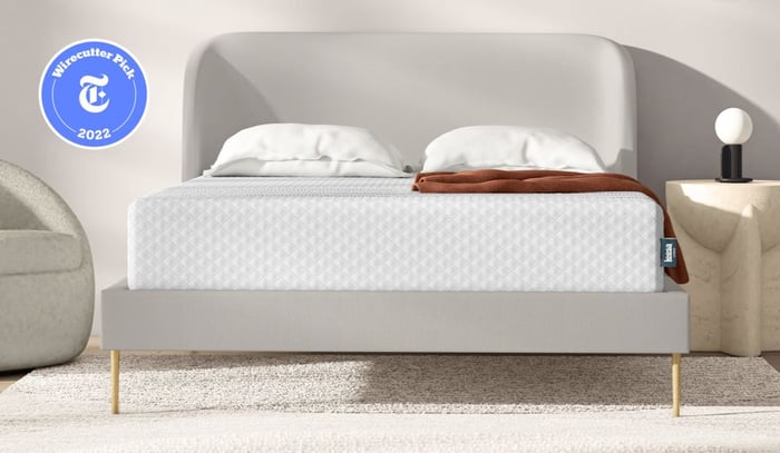 Leesa Sapira Hybrid Mattress 3 Up Image